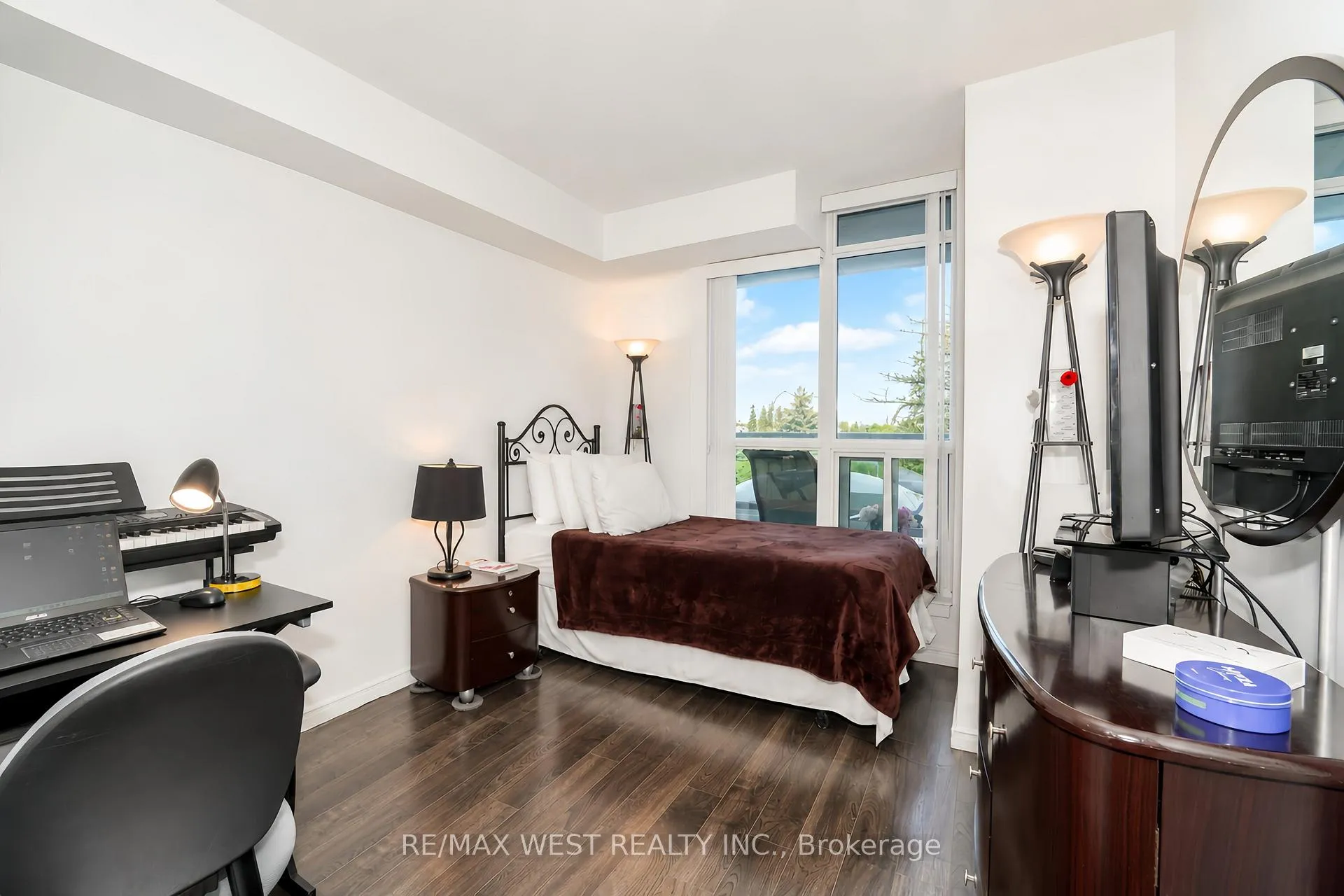 Photo 6 of Unit 216, 340 Watson Street W, Whitby, Port Whitby — HOMEH