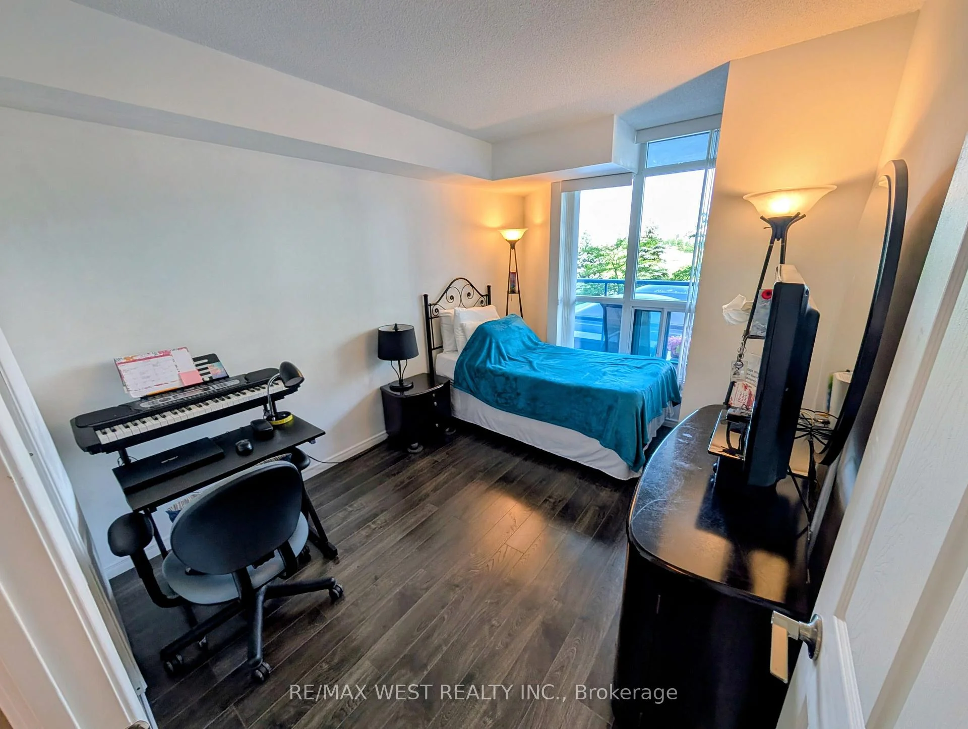Photo 9 of Unit 216, 340 Watson Street W, Whitby, Port Whitby — HOMEH