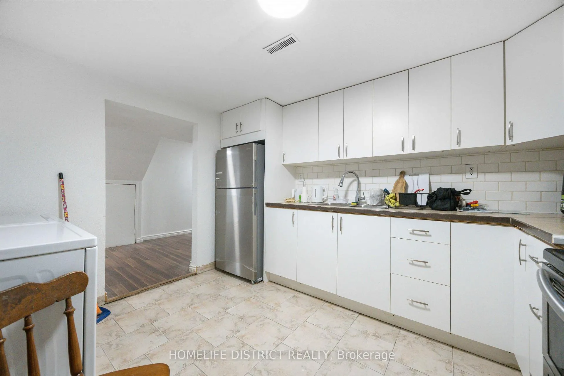 Photo 17 of 579 Sheppard Avenue, Pickering, Woodlands — HOMEH