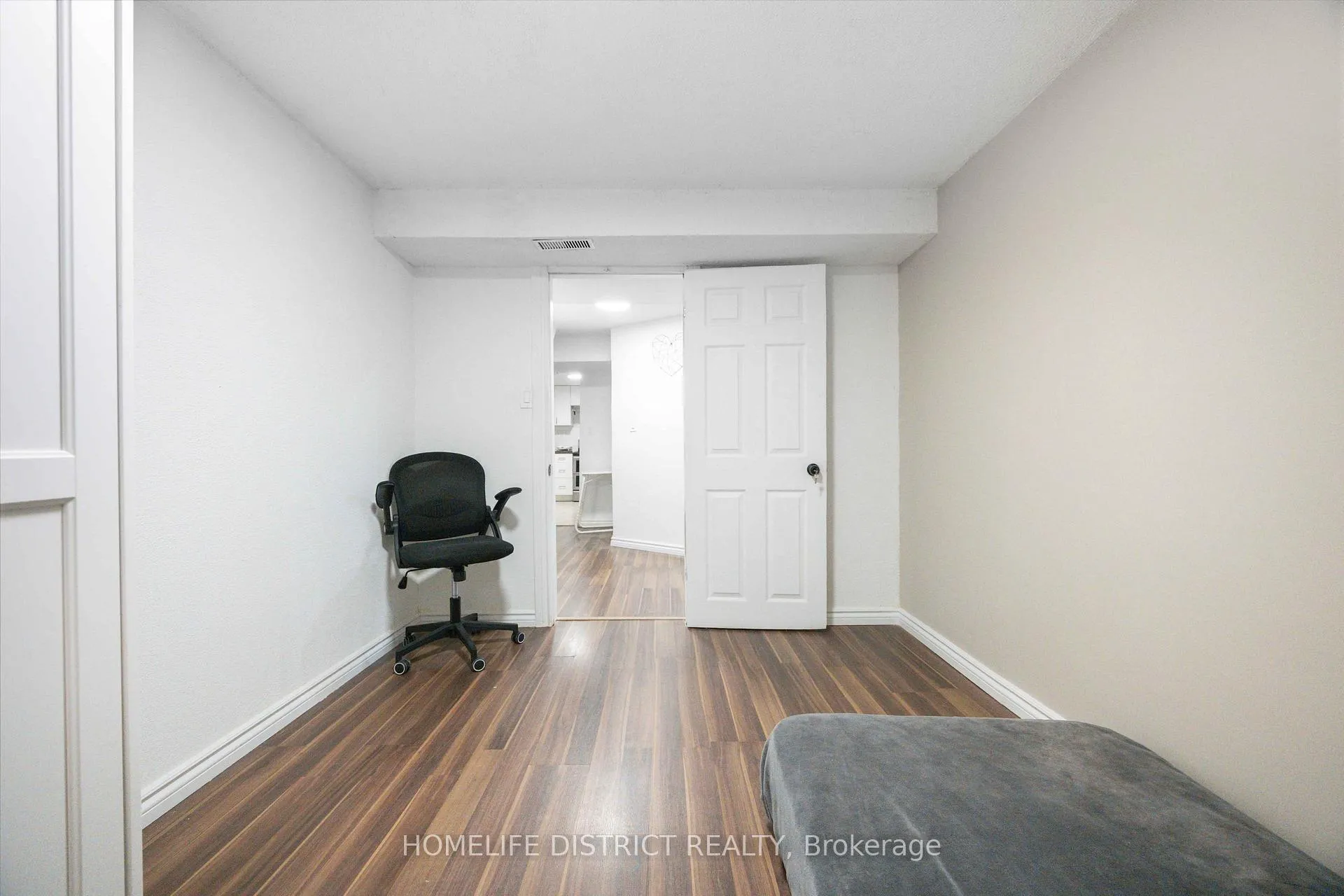 Photo 19 of 579 Sheppard Avenue, Pickering, Woodlands — HOMEH