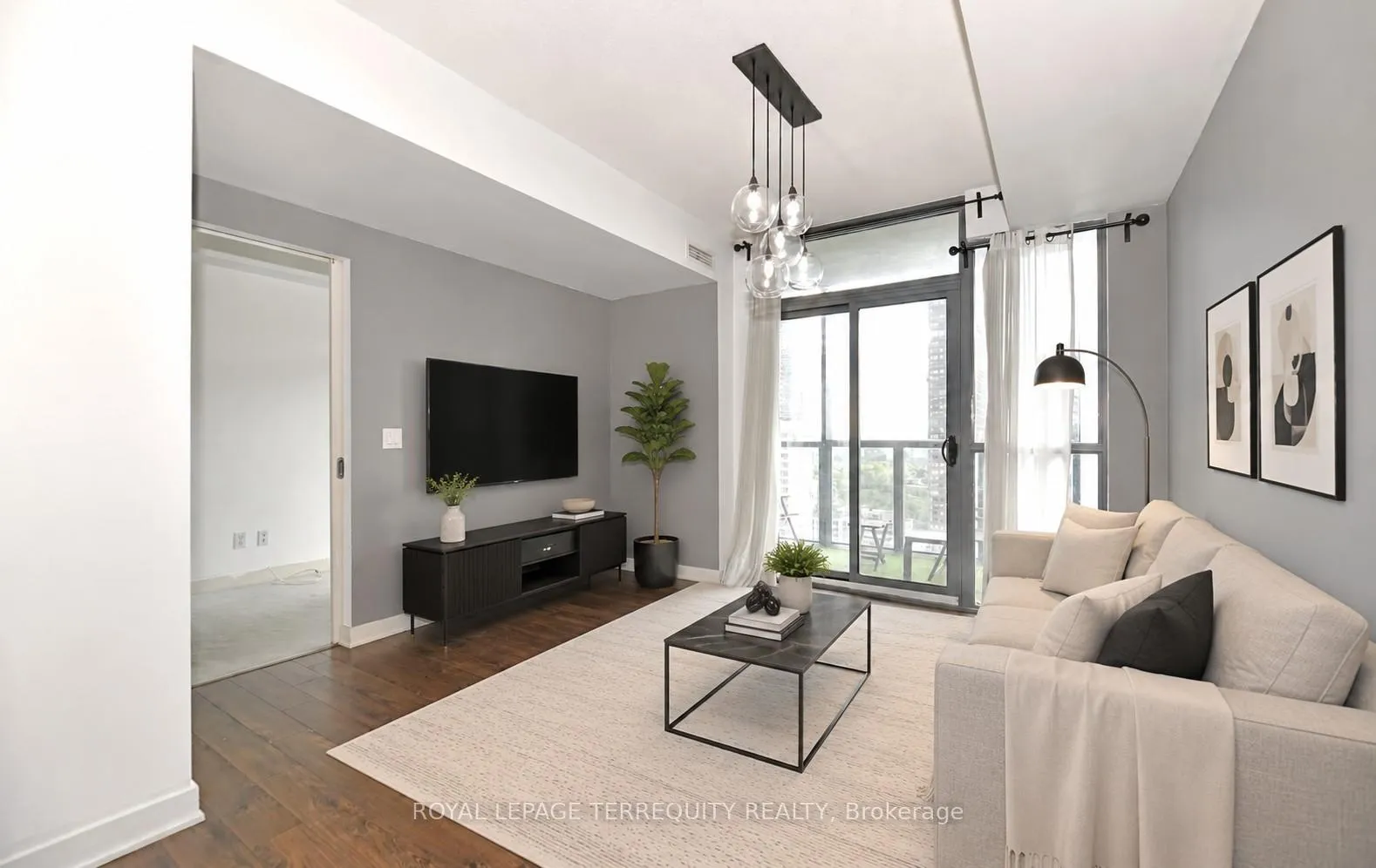 Photo 3 of Unit 2710, 110 Charles Street E, Toronto, Church-Yonge Corridor — HOMEH