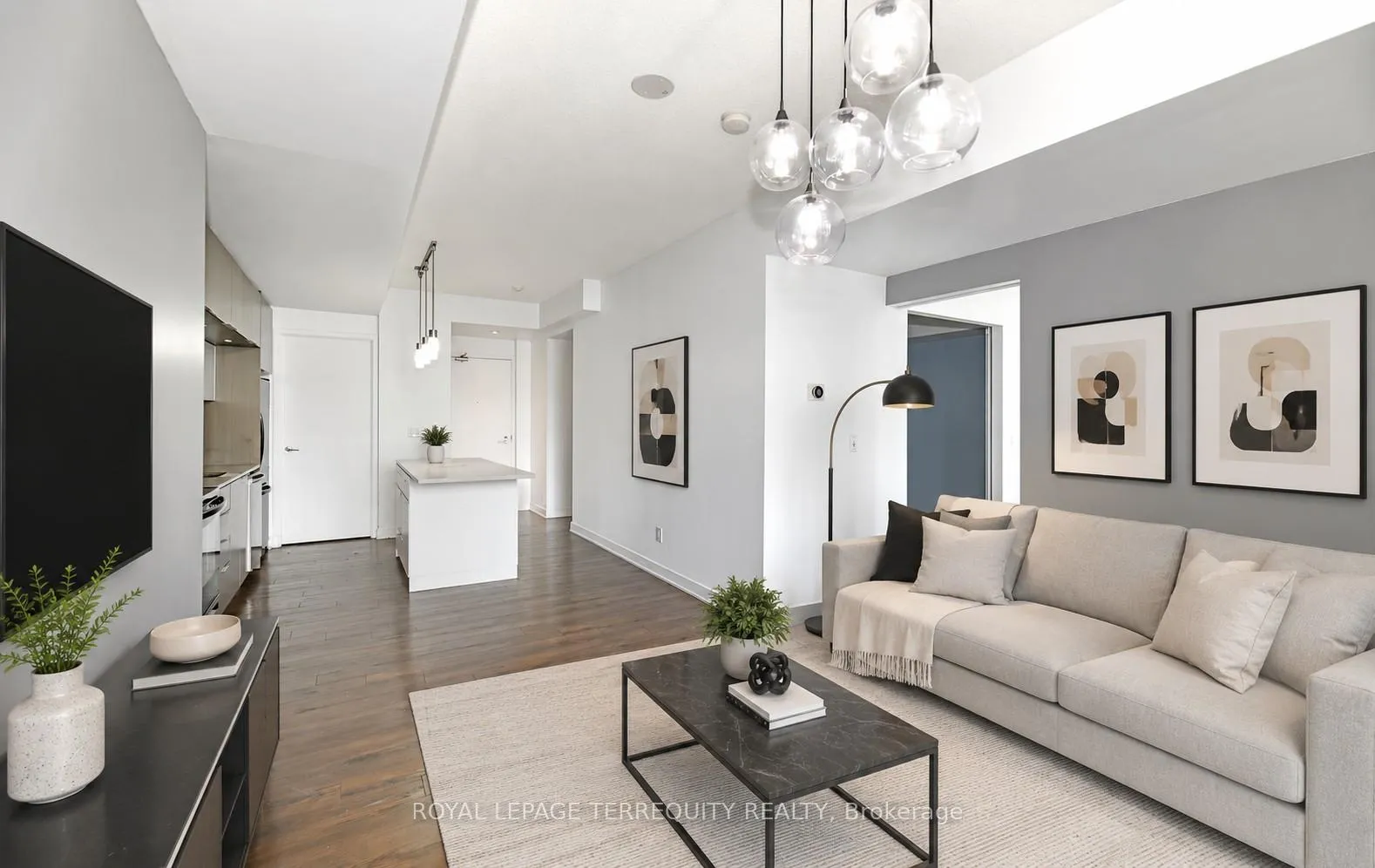 Photo 5 of Unit 2710, 110 Charles Street E, Toronto, Church-Yonge Corridor — HOMEH