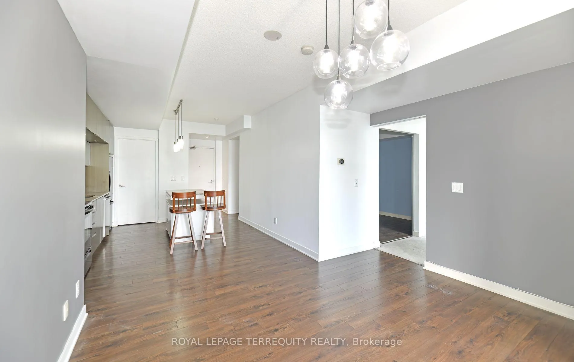 Photo 6 of Unit 2710, 110 Charles Street E, Toronto, Church-Yonge Corridor — HOMEH