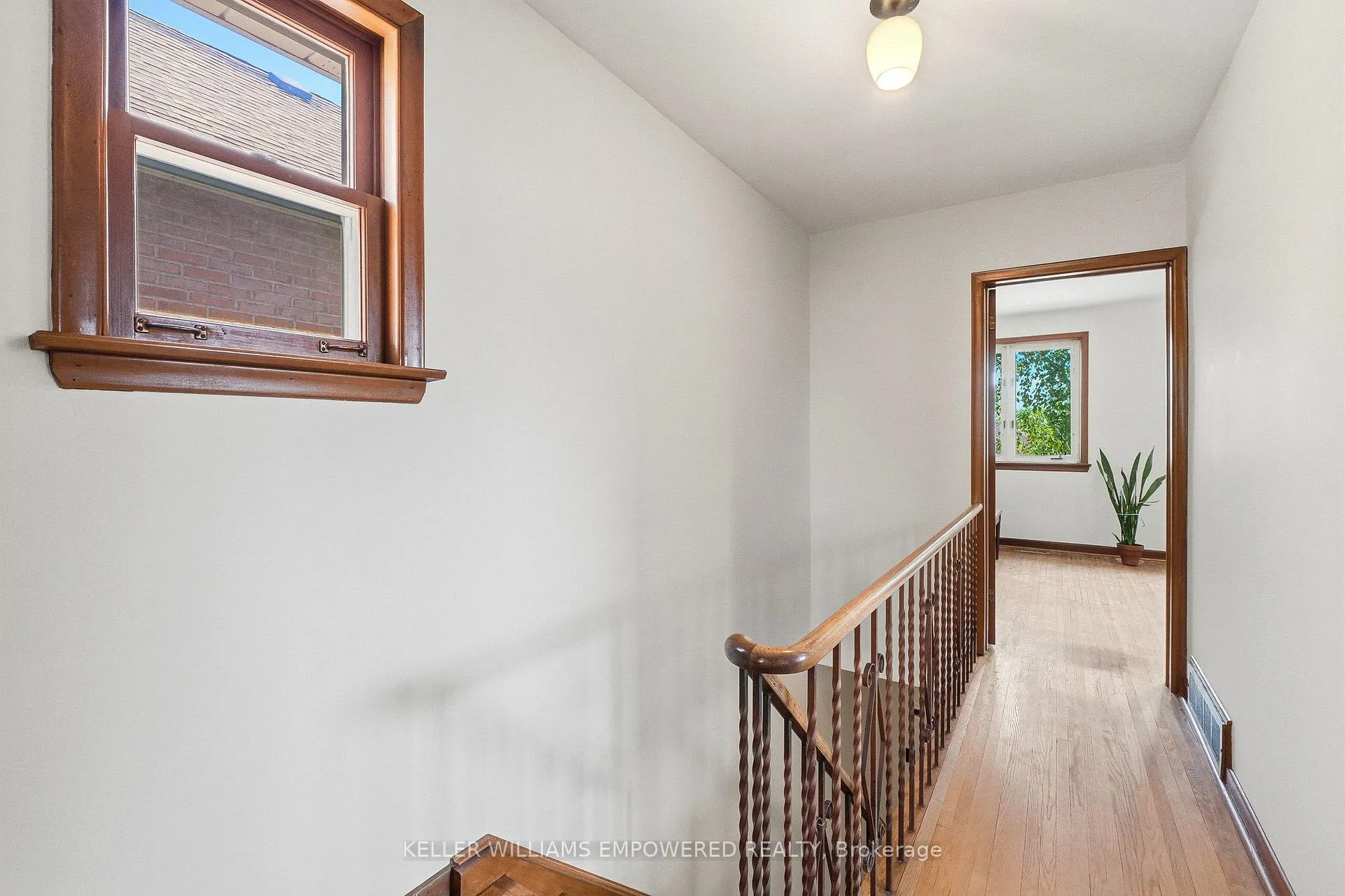 Photo 21 of 28 East Drive, Toronto, Rockcliffe-Smythe — HOMEH