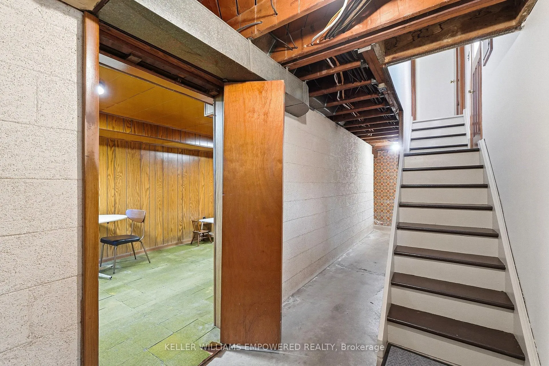 Photo 32 of 28 East Drive, Toronto, Rockcliffe-Smythe — HOMEH