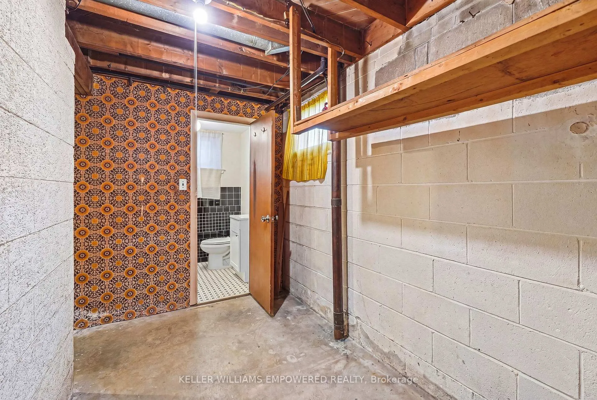 Photo 37 of 28 East Drive, Toronto, Rockcliffe-Smythe — HOMEH