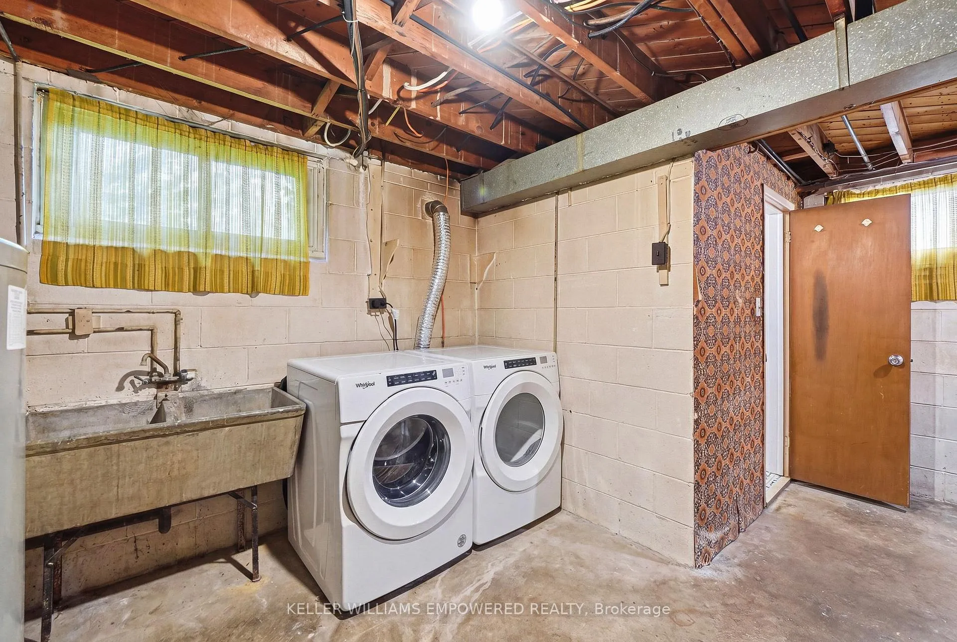 Photo 41 of 28 East Drive, Toronto, Rockcliffe-Smythe — HOMEH