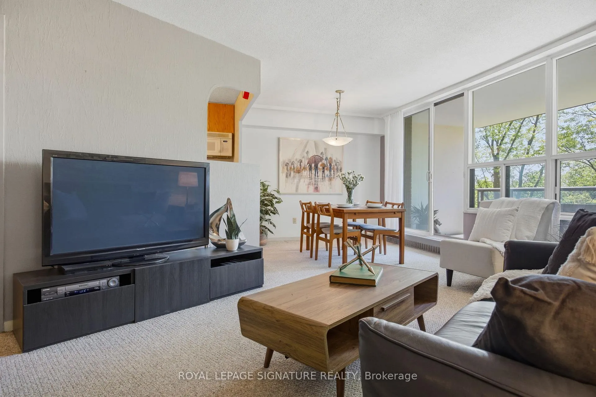 Photo 8 of Unit 201, 15 Vicora Linkway, Toronto, Flemingdon Park — HOMEH