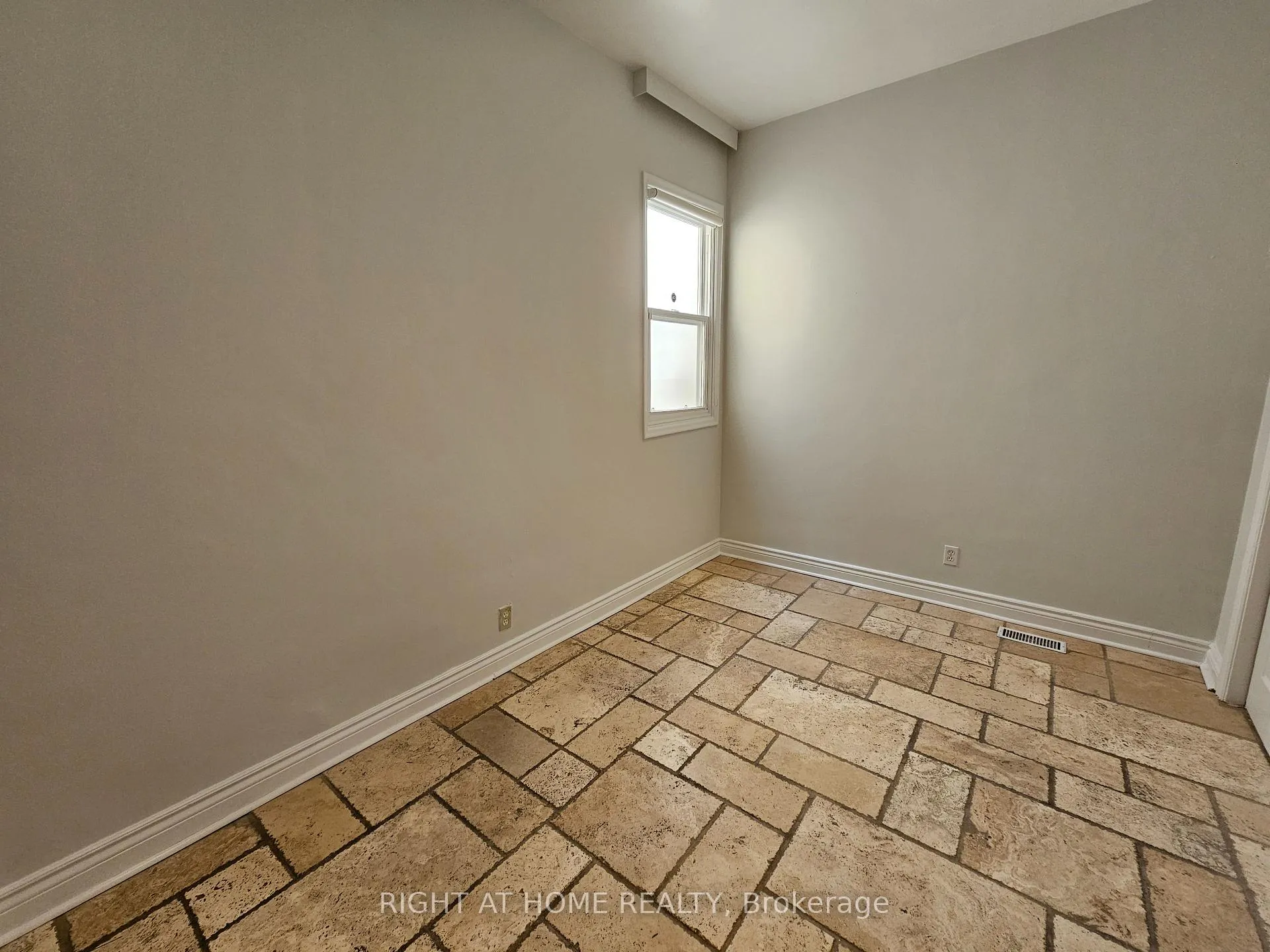 Photo 20 of Unit 3F, 550 Yonge Street, Toronto, Bay Street Corridor — HOMEH