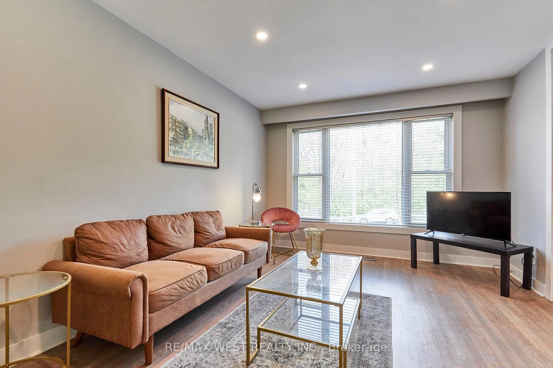 Photo 7 of 20 Mill Street, Markham, Vinegar Hill — HOMEH