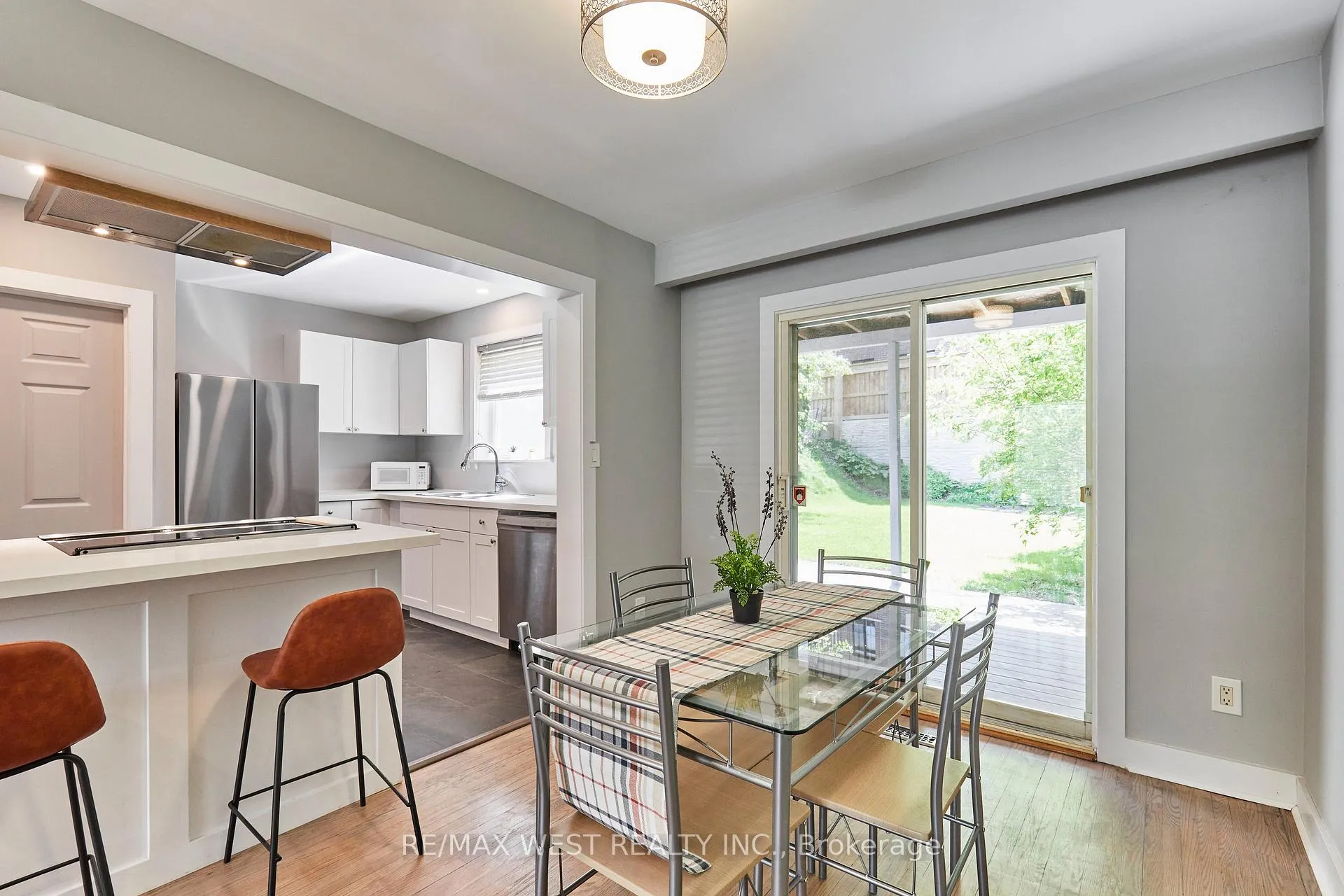 Photo 9 of 20 Mill Street, Markham, Vinegar Hill — HOMEH