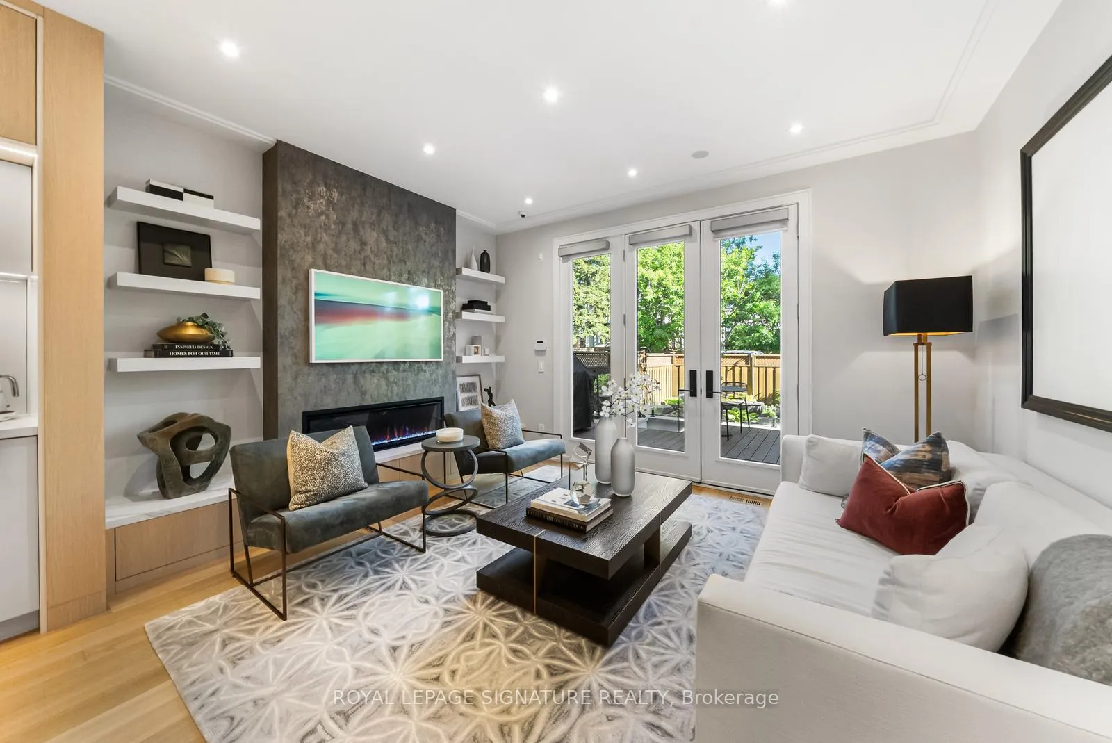 Photo 14 of 588 Woburn Avenue, Toronto, Bedford Park-Nortown — HOMEH
