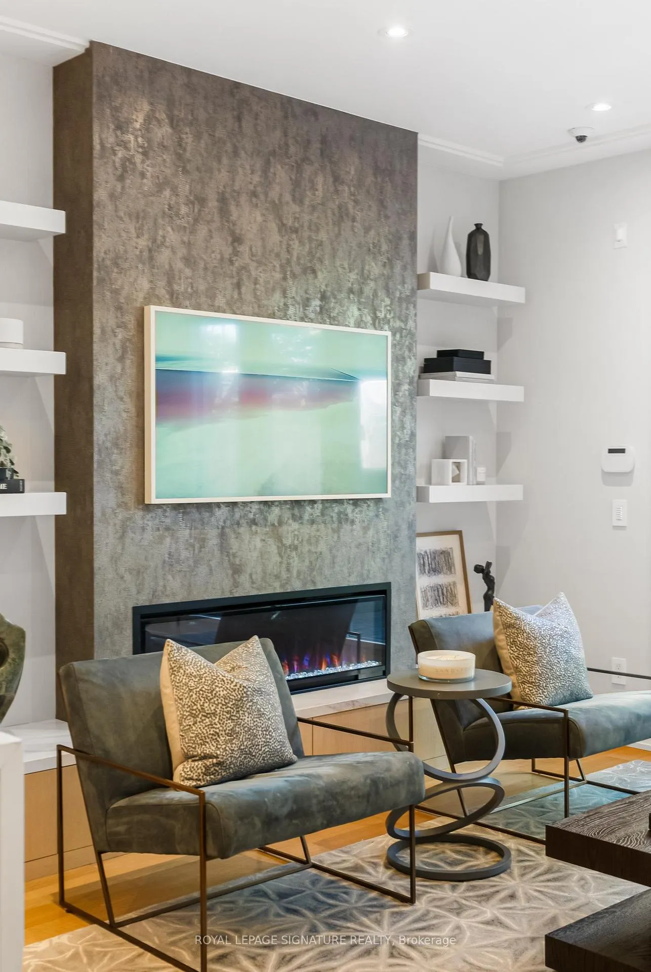 Photo 15 of 588 Woburn Avenue, Toronto, Bedford Park-Nortown — HOMEH