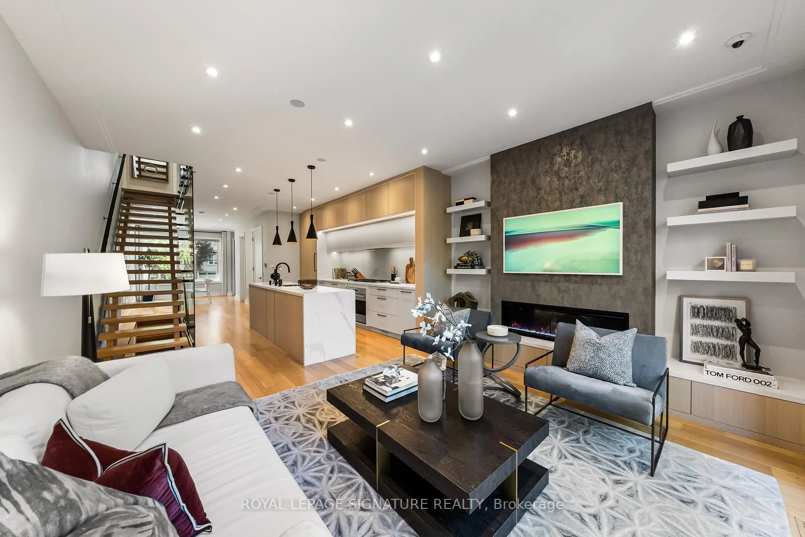 Photo 17 of 588 Woburn Avenue, Toronto, Bedford Park-Nortown — HOMEH