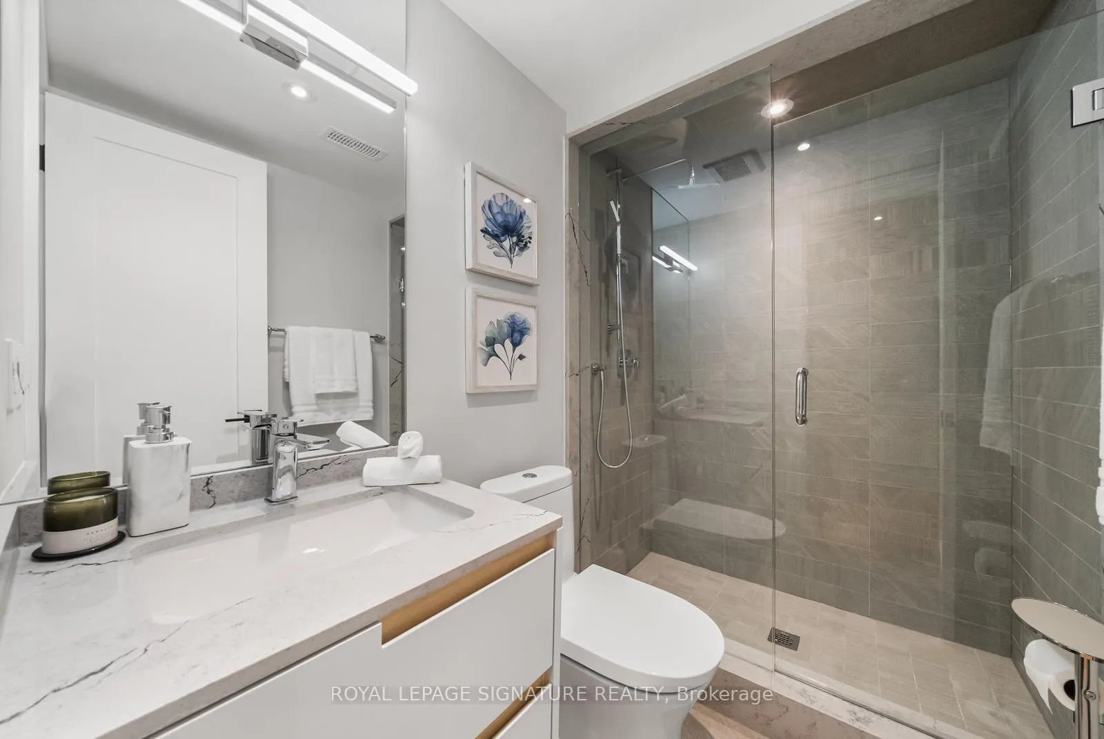 Photo 34 of 588 Woburn Avenue, Toronto, Bedford Park-Nortown — HOMEH