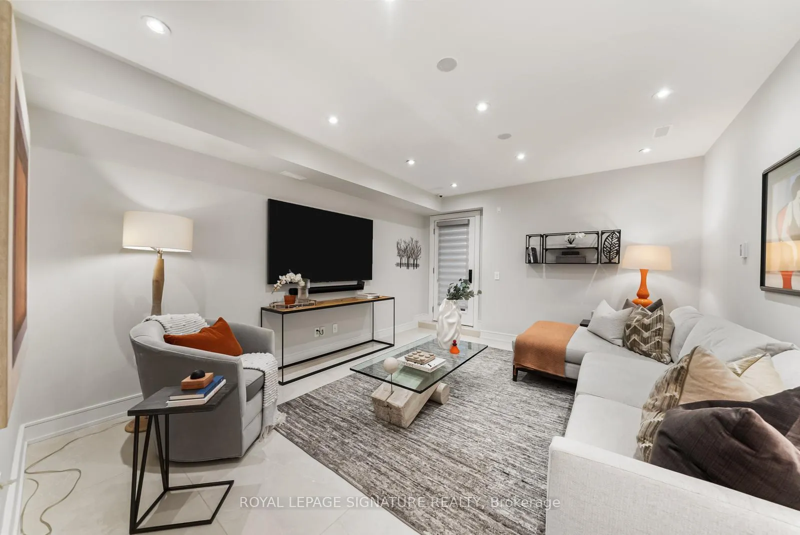 Photo 36 of 588 Woburn Avenue, Toronto, Bedford Park-Nortown — HOMEH