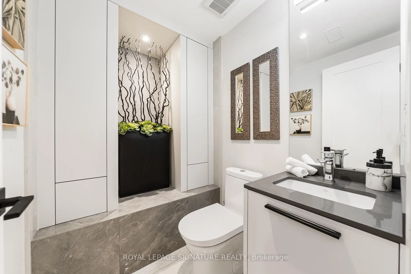 Photo 40 of 588 Woburn Avenue, Toronto, Bedford Park-Nortown — HOMEH