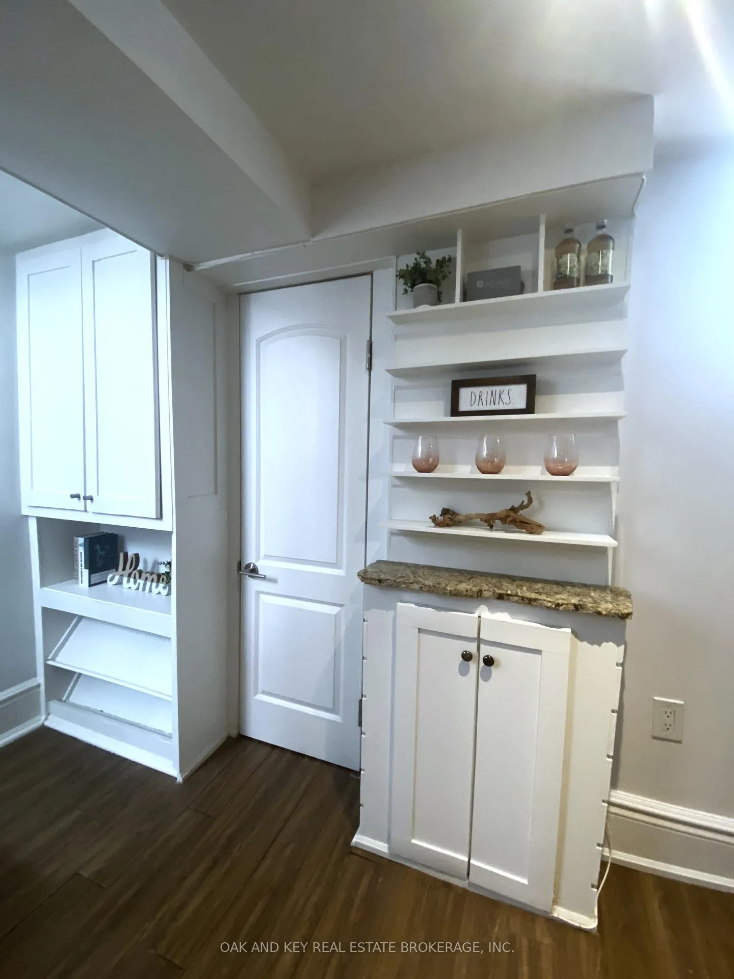 Photo 7 of Unit Lower, 525 Old Weston Road, Toronto, Weston-Pellam Park — HOMEH