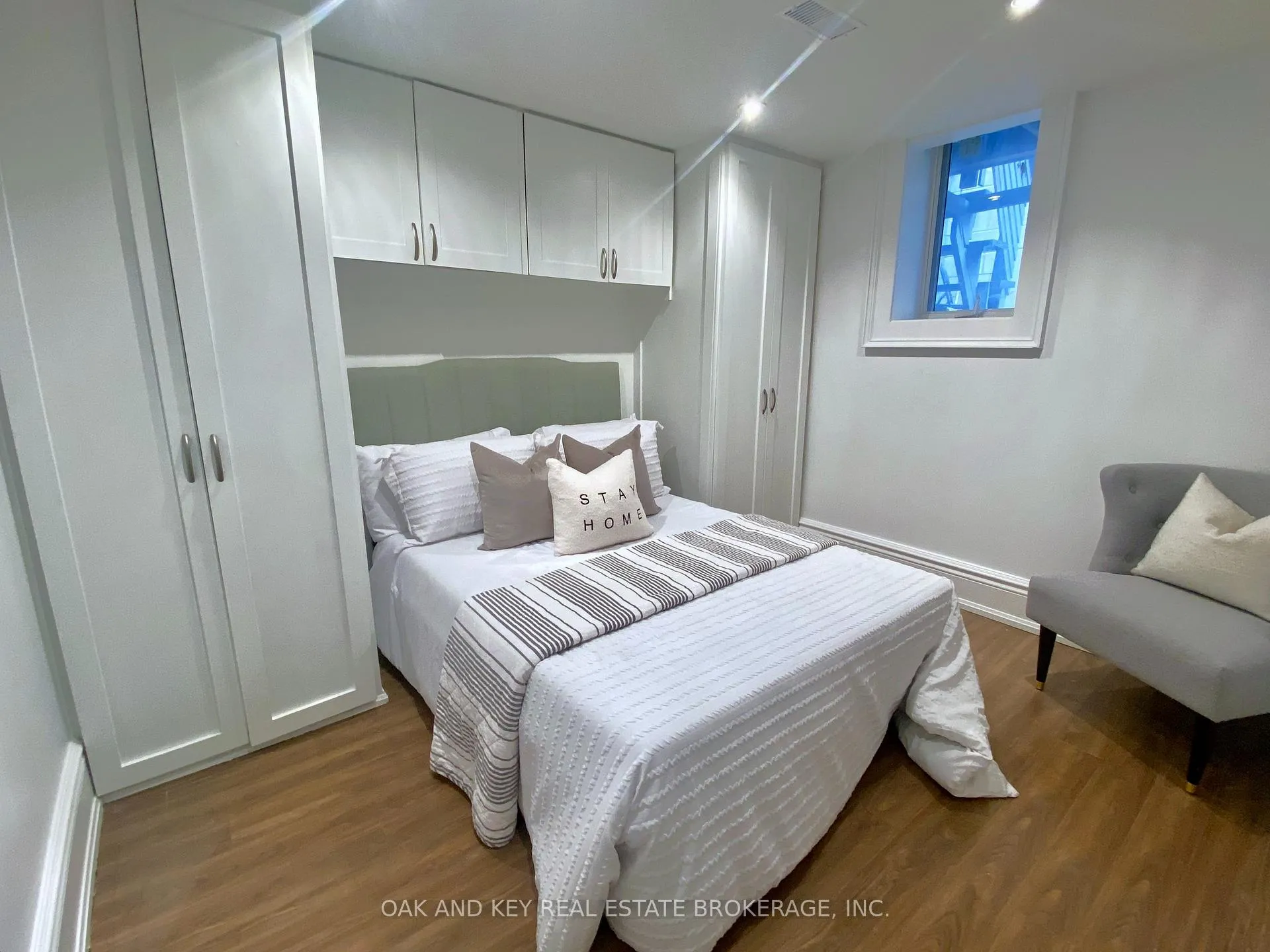 Photo 10 of Unit Lower, 525 Old Weston Road, Toronto, Weston-Pellam Park — HOMEH