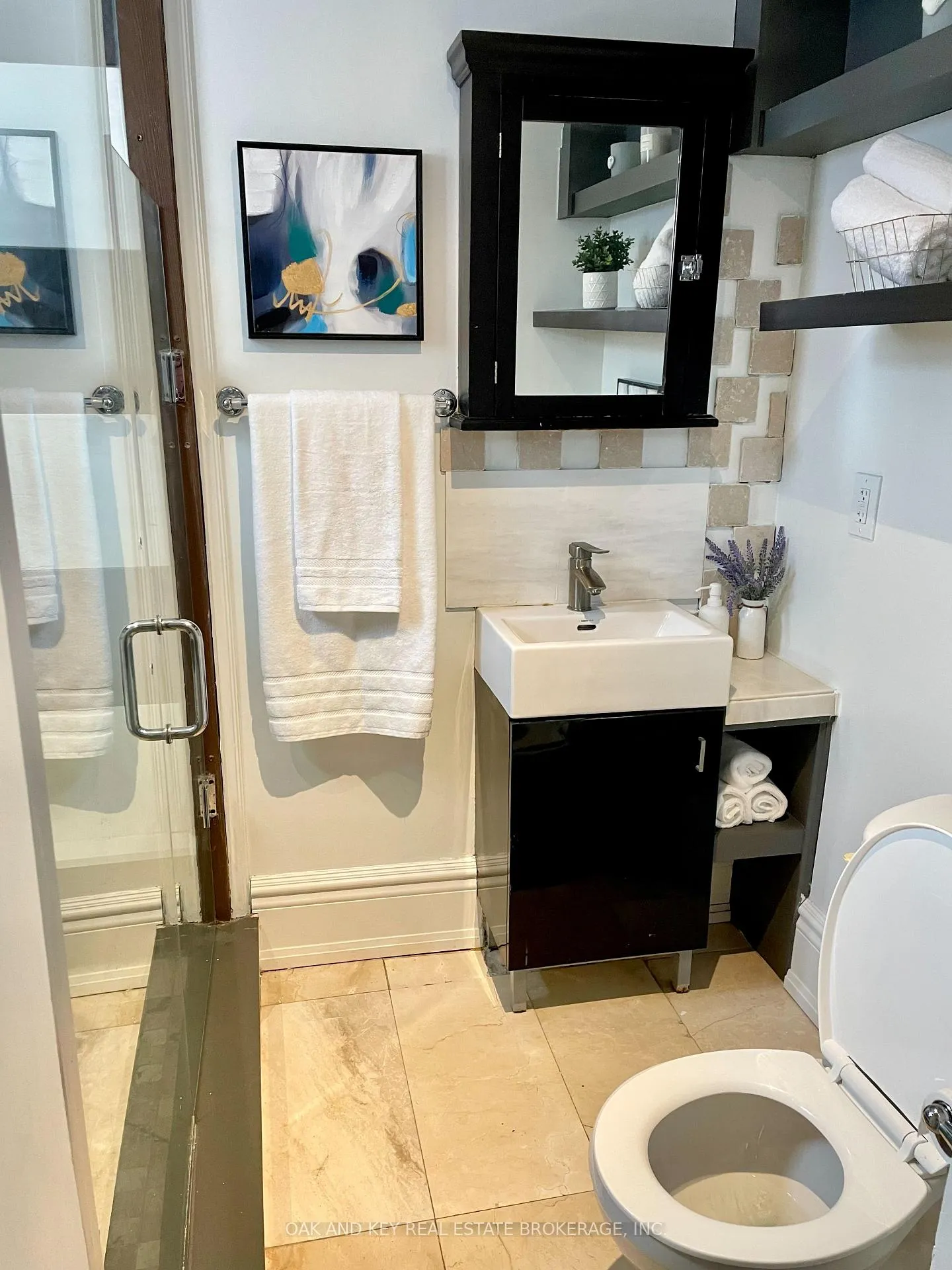 Photo 14 of Unit Lower, 525 Old Weston Road, Toronto, Weston-Pellam Park — HOMEH