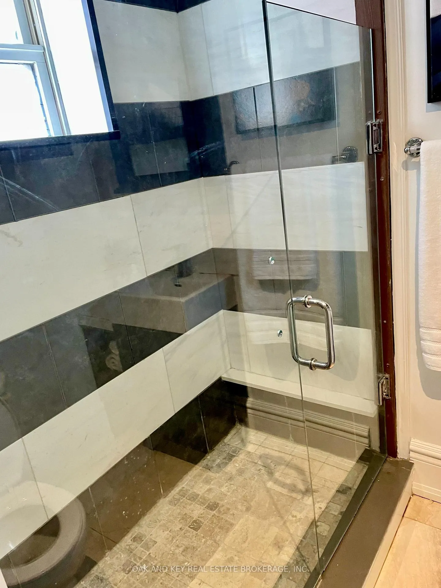 Photo 15 of Unit Lower, 525 Old Weston Road, Toronto, Weston-Pellam Park — HOMEH