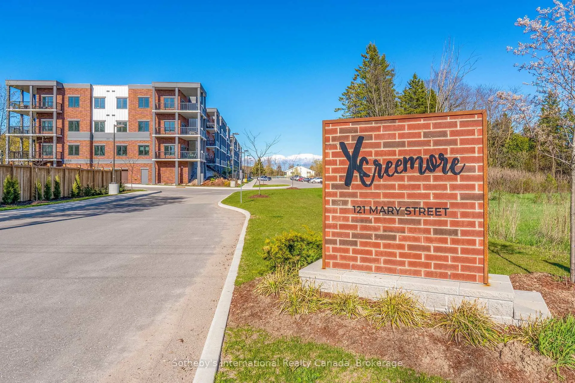 Photo 35 of Unit 411, 121 Mary Street, Clearview, Creemore — HOMEH