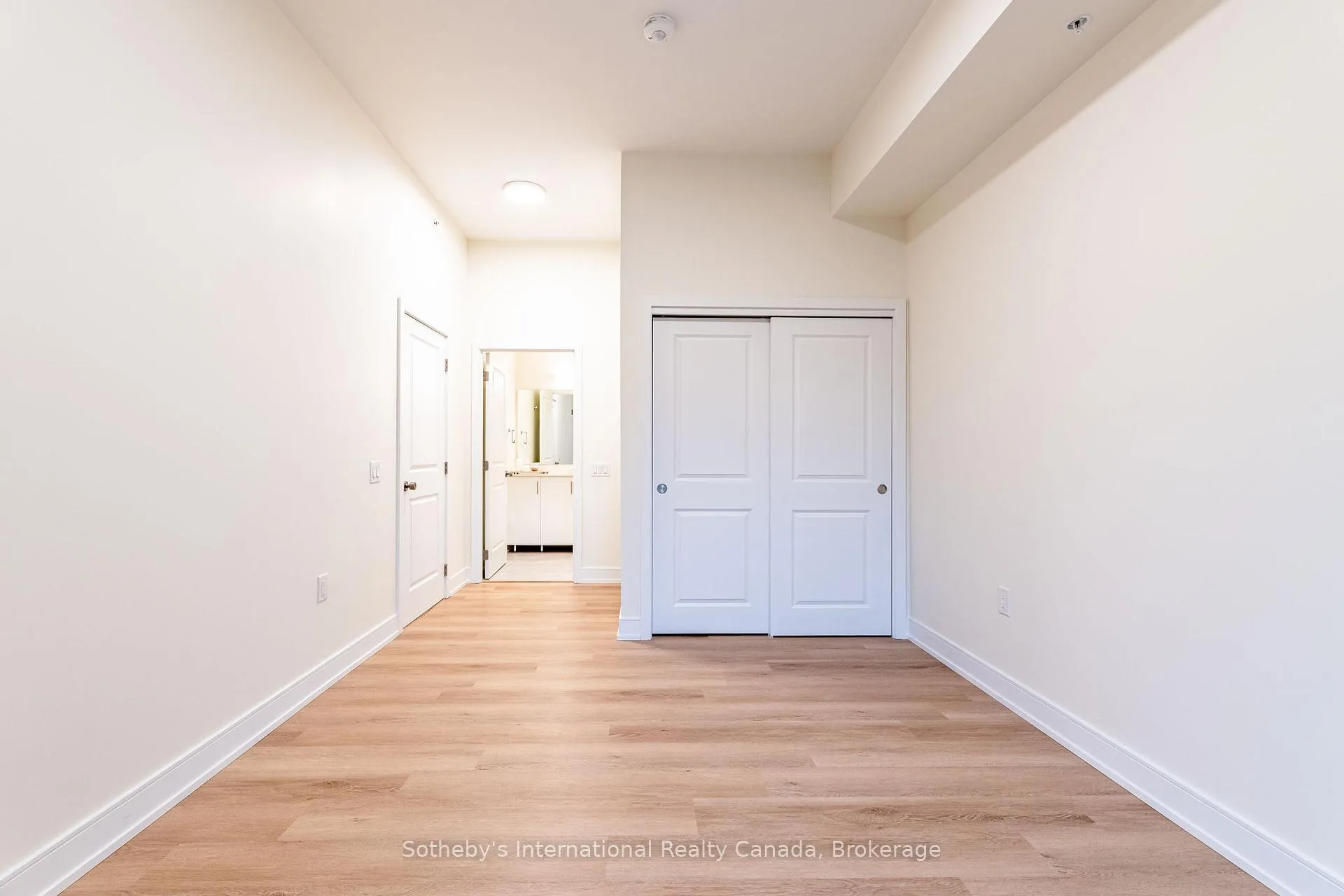 Photo 13 of Unit 411, 121 Mary Street, Clearview, Creemore — HOMEH