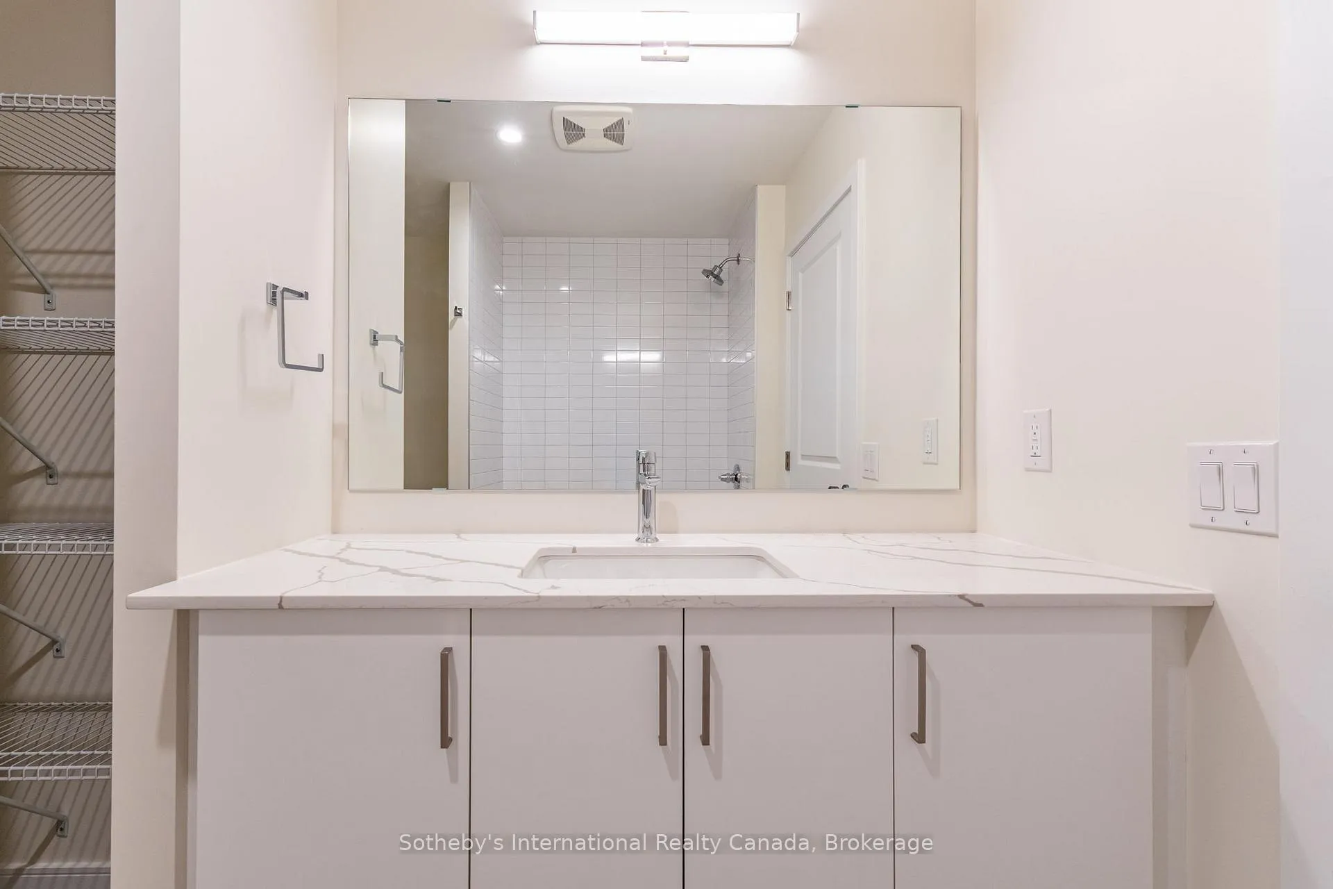 Photo 18 of Unit 411, 121 Mary Street, Clearview, Creemore — HOMEH