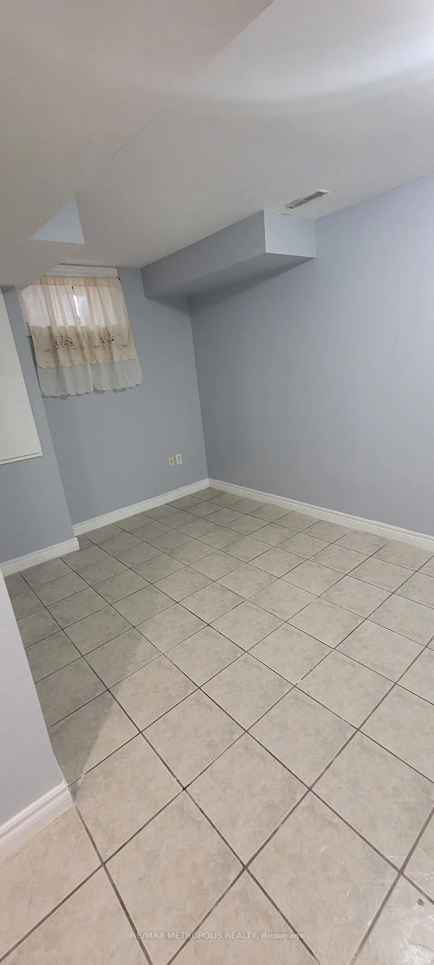 Photo 4 of Unit BSMT, 16B Gower Street, Toronto, O'Connor-Parkview — HOMEH