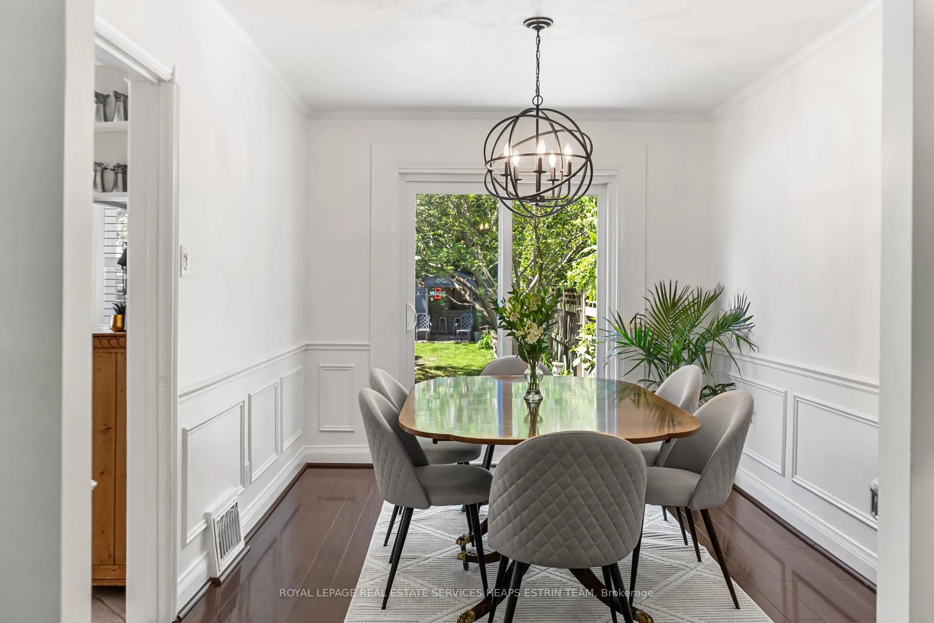 Photo 7 of 6 Beaufield Avenue, Toronto, Leaside — HOMEH