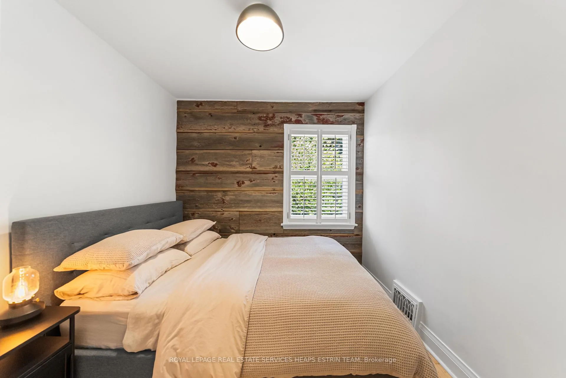Photo 13 of 6 Beaufield Avenue, Toronto, Leaside — HOMEH