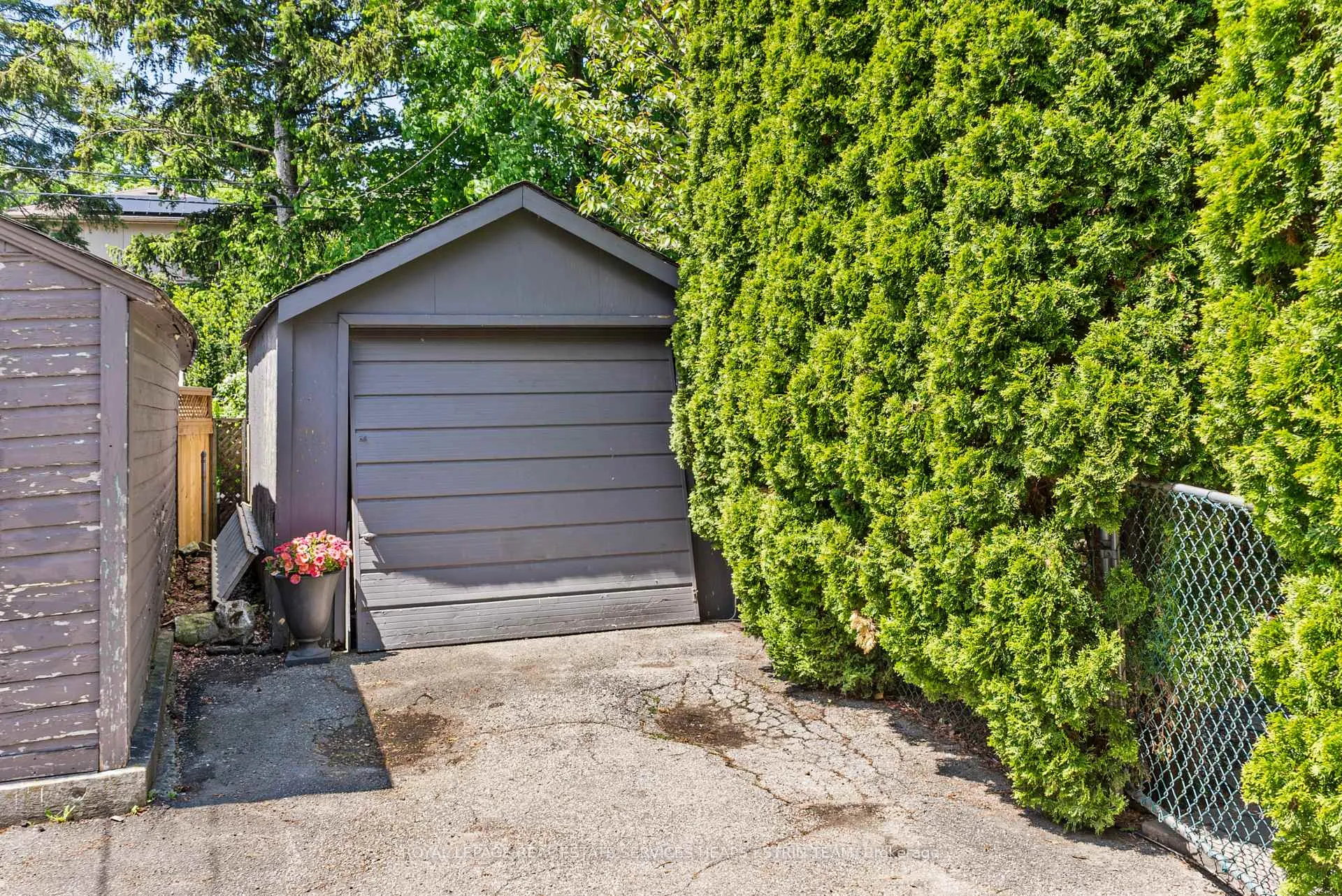 Photo 28 of 6 Beaufield Avenue, Toronto, Leaside — HOMEH
