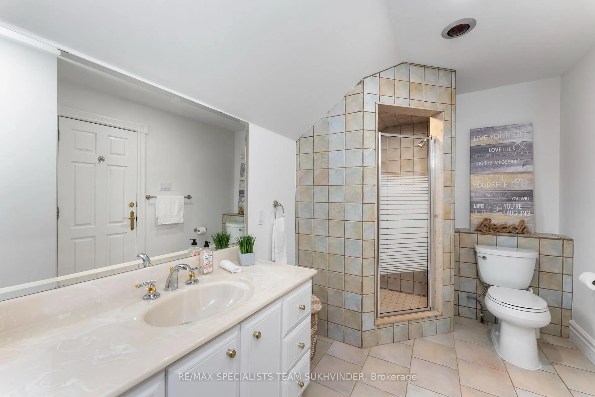 Photo 29 of 12 Edgeforest Drive, Brampton, Toronto Gore Rural Estate — HOMEH