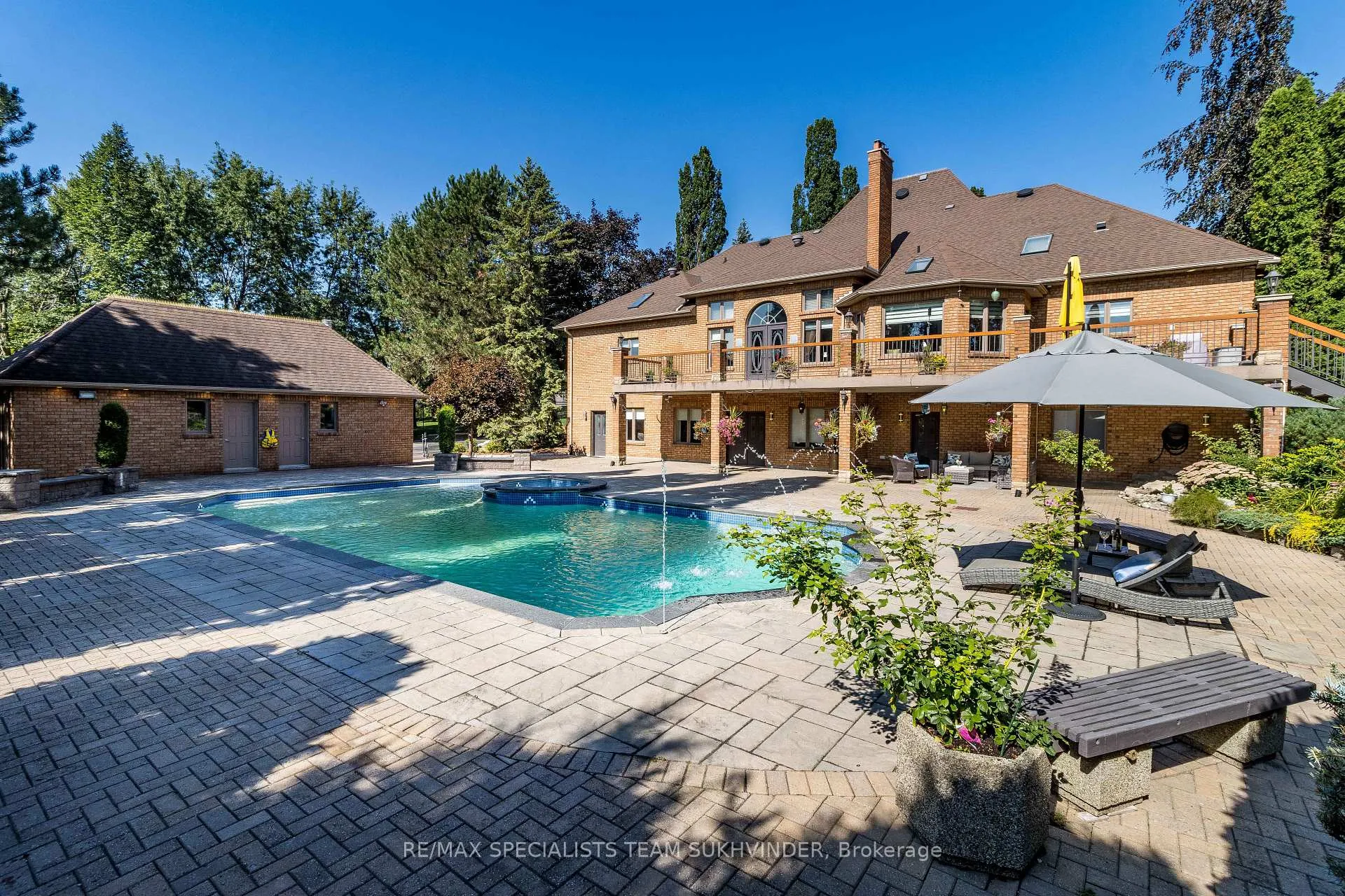 Photo 44 of 12 Edgeforest Drive, Brampton, Toronto Gore Rural Estate — HOMEH