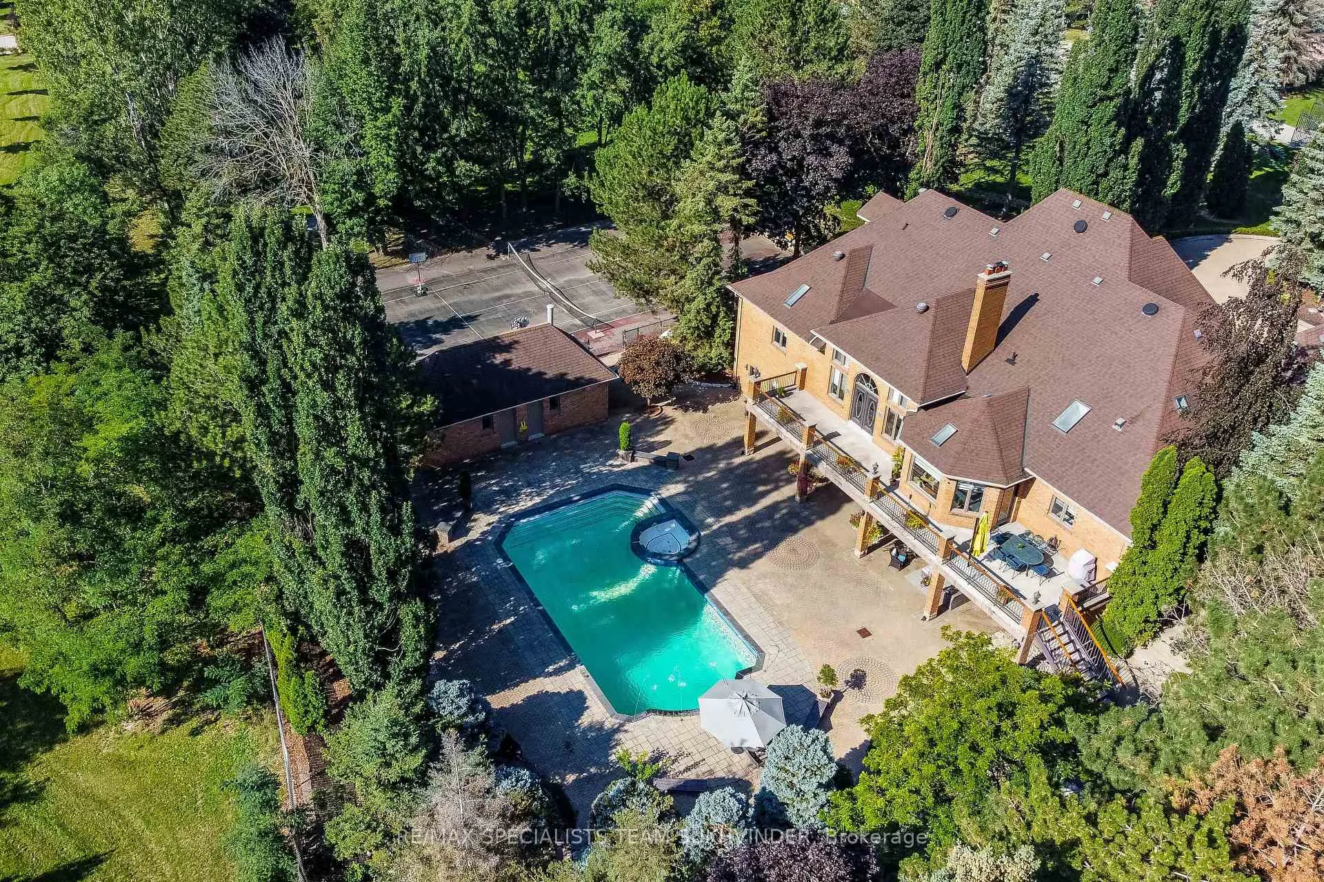 Photo 49 of 12 Edgeforest Drive, Brampton, Toronto Gore Rural Estate — HOMEH