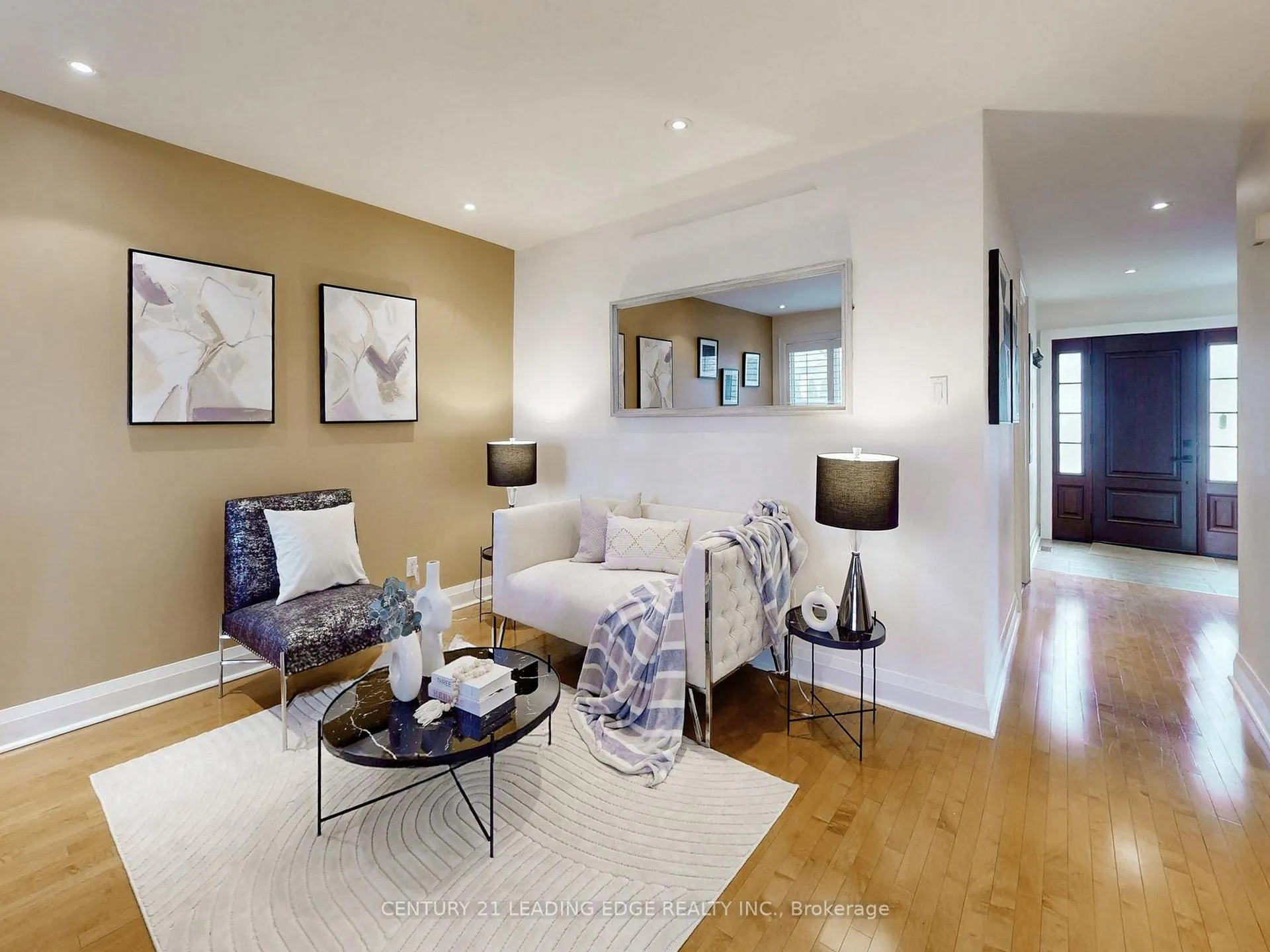 Photo 5 of 1 Sarah Jane Court, Markham, Bullock — HOMEH
