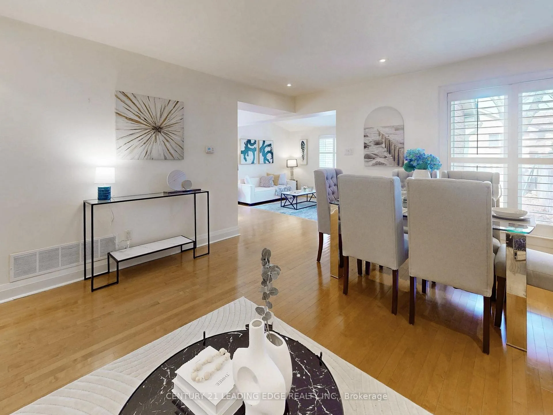 Photo 9 of 1 Sarah Jane Court, Markham, Bullock — HOMEH