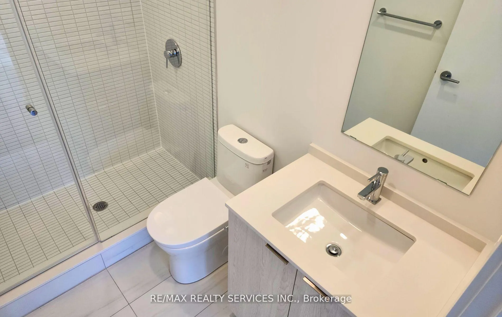 Photo 7 of Unit 410, 1 Jarvis Street, Hamilton, Beasley — HOMEH