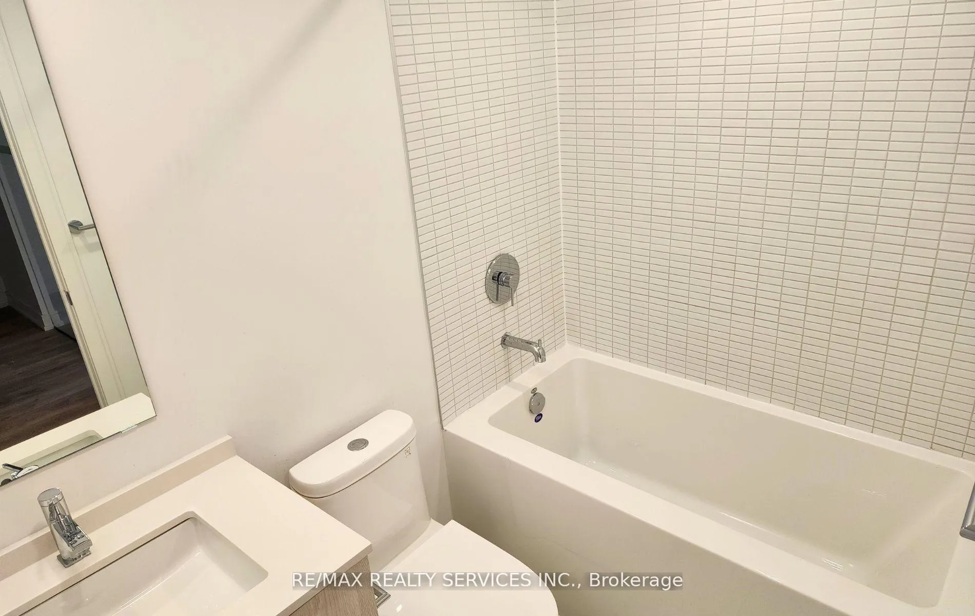 Photo 9 of Unit 410, 1 Jarvis Street, Hamilton, Beasley — HOMEH