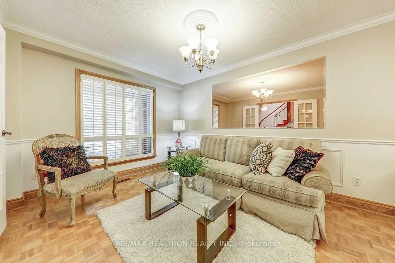 Photo 2 of 117 Dunsfold Drive, Scarborough, Malvern — HOMEH