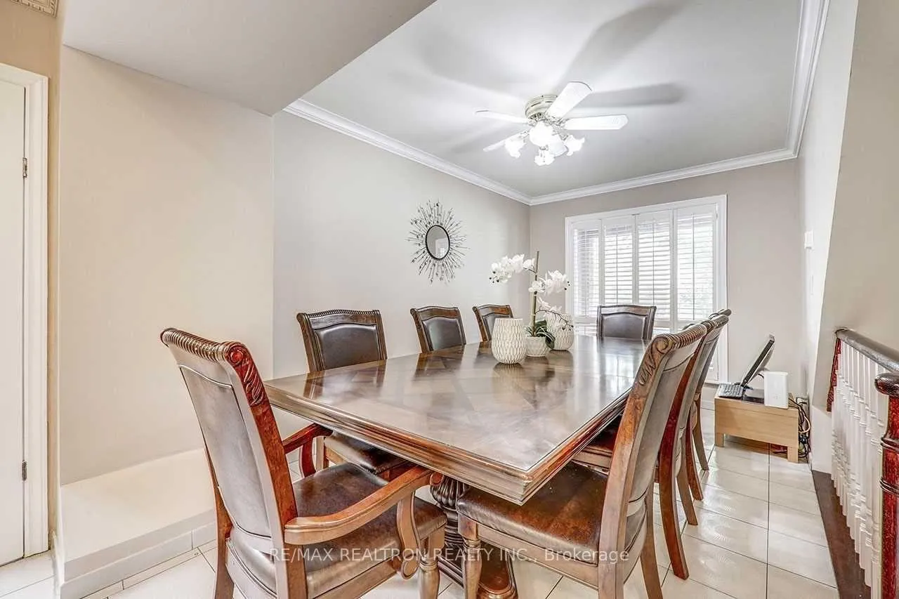 Photo 7 of 117 Dunsfold Drive, Scarborough, Malvern — HOMEH