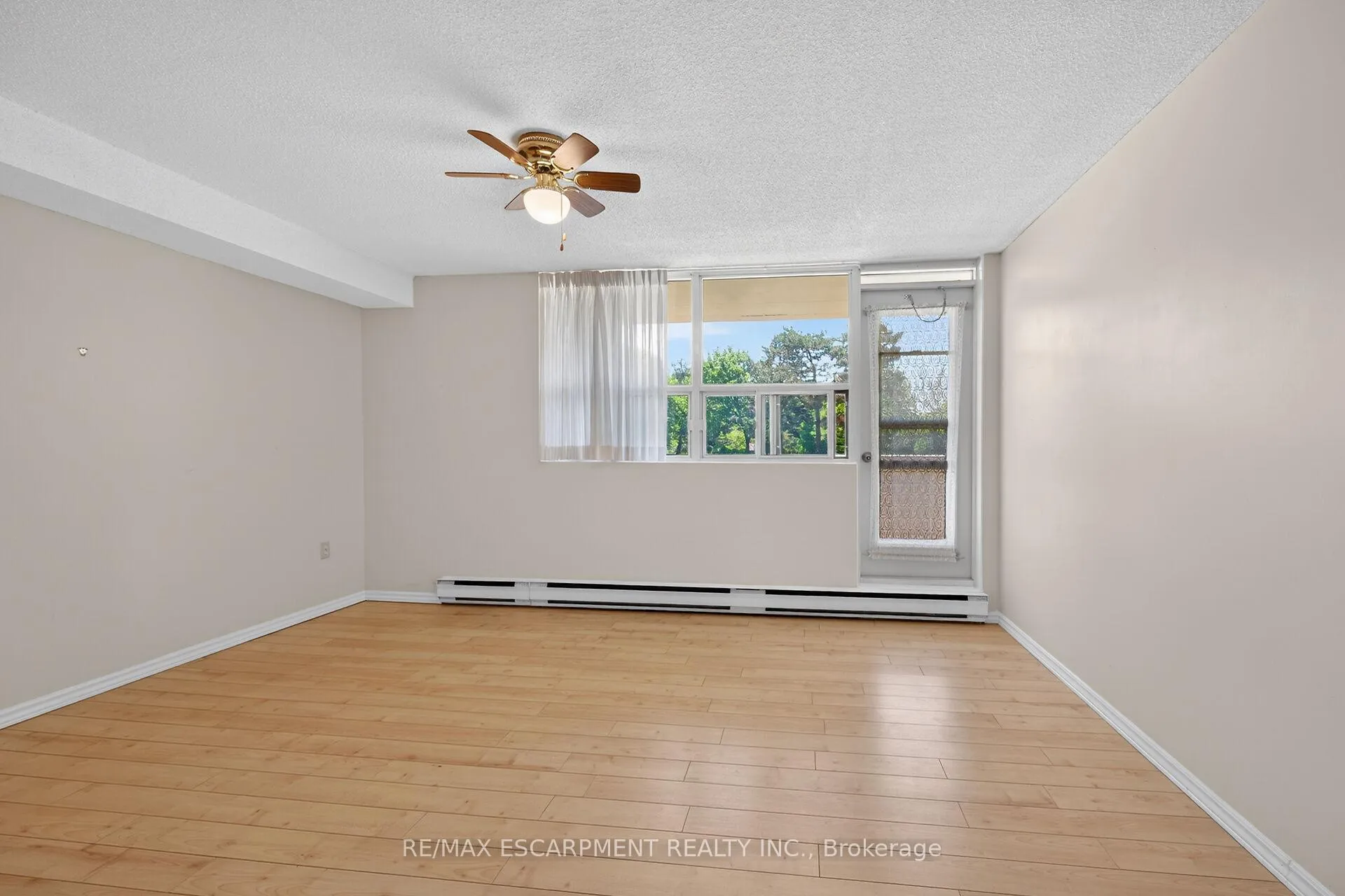 Photo 12 of Unit 101, 700 Dynes Road, Burlington, Roseland — HOMEH