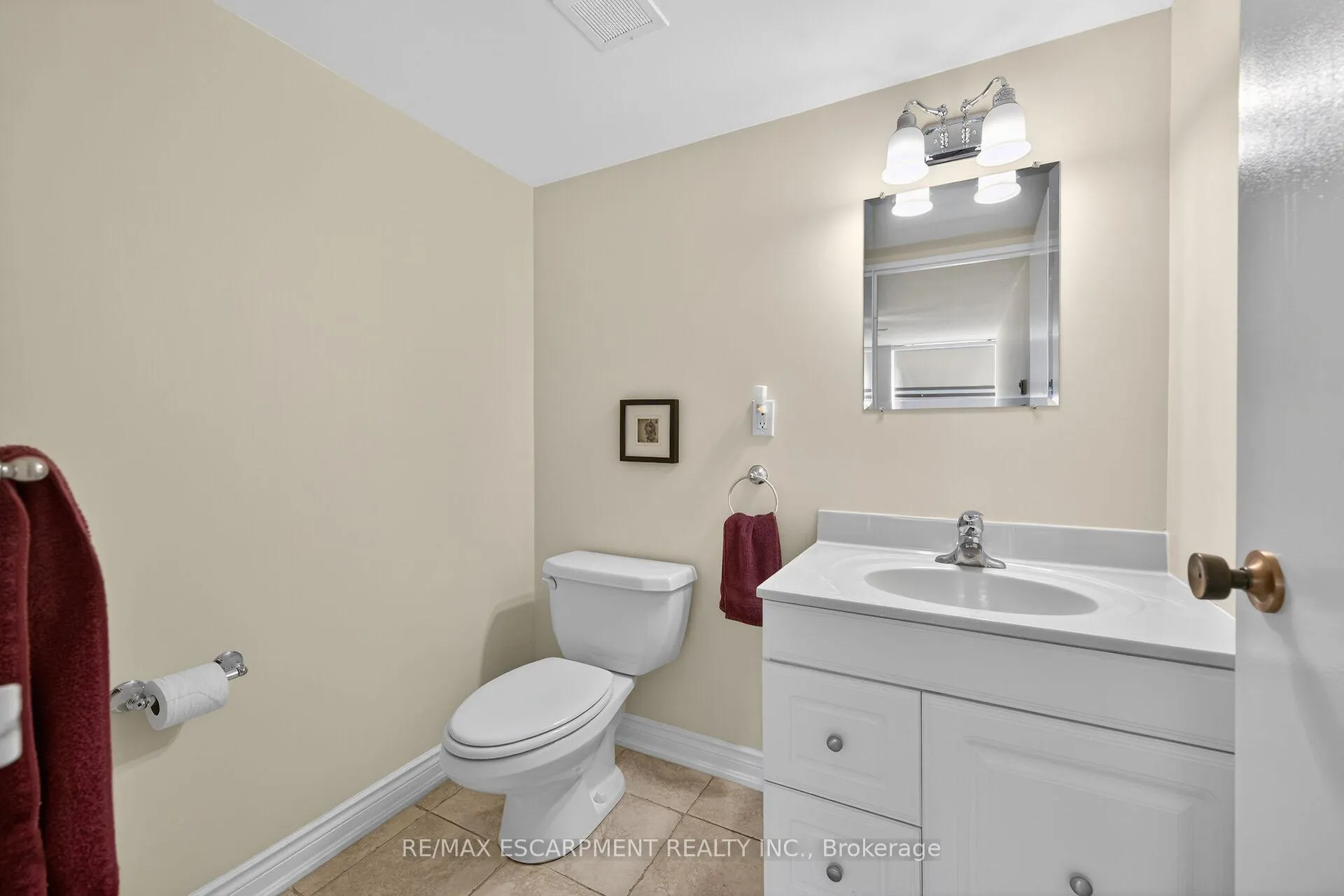 Photo 16 of Unit 101, 700 Dynes Road, Burlington, Roseland — HOMEH