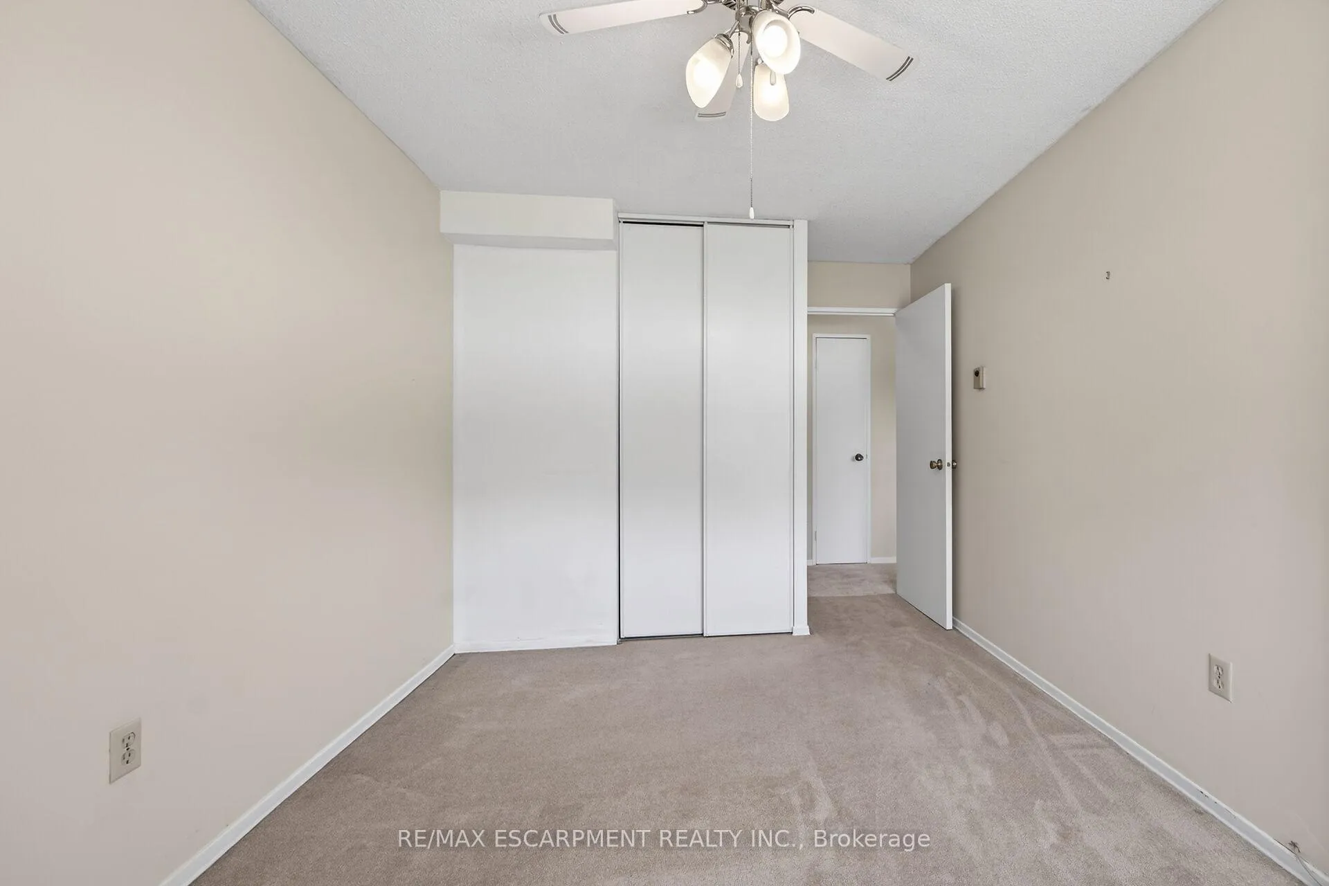 Photo 20 of Unit 101, 700 Dynes Road, Burlington, Roseland — HOMEH