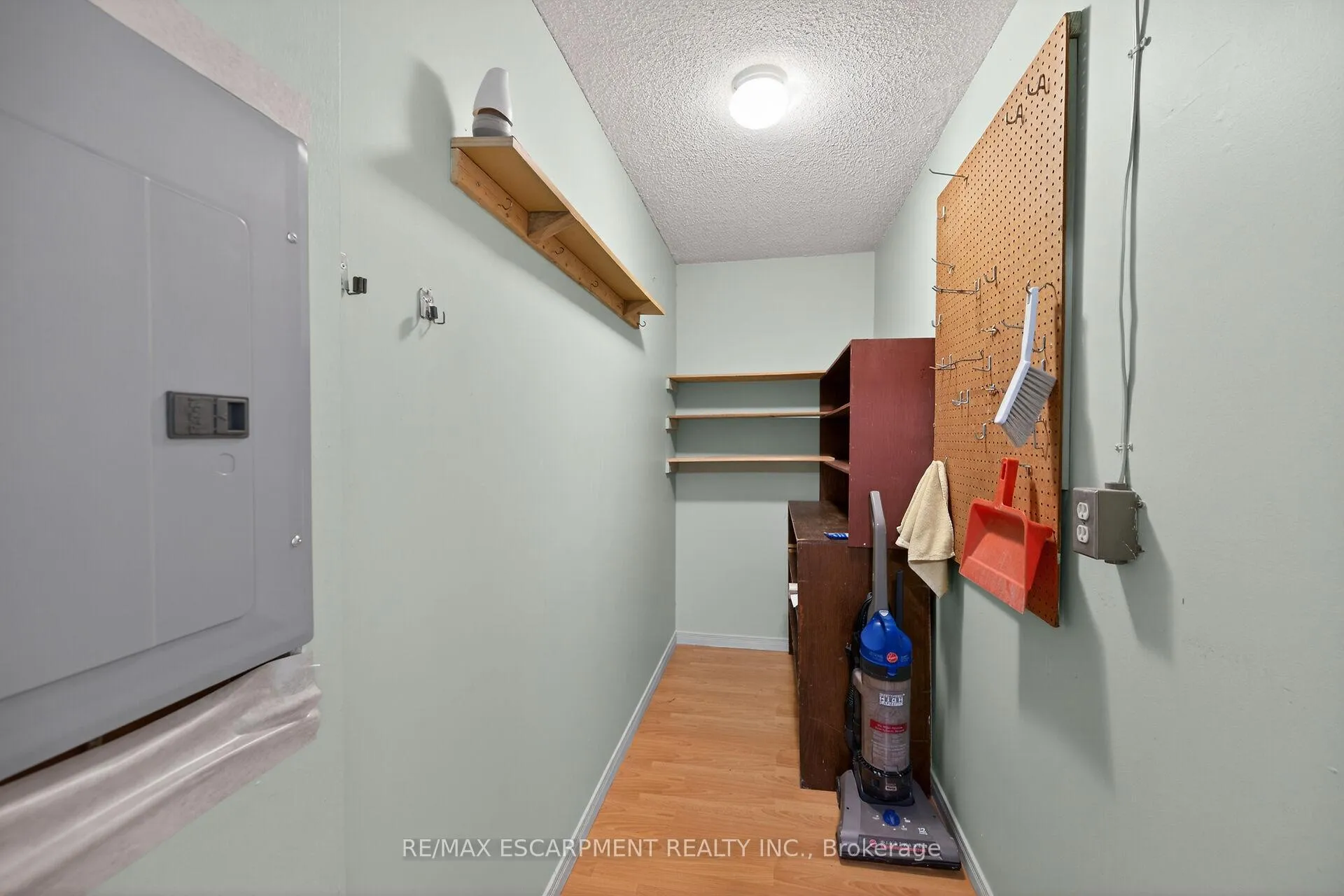 Photo 26 of Unit 101, 700 Dynes Road, Burlington, Roseland — HOMEH
