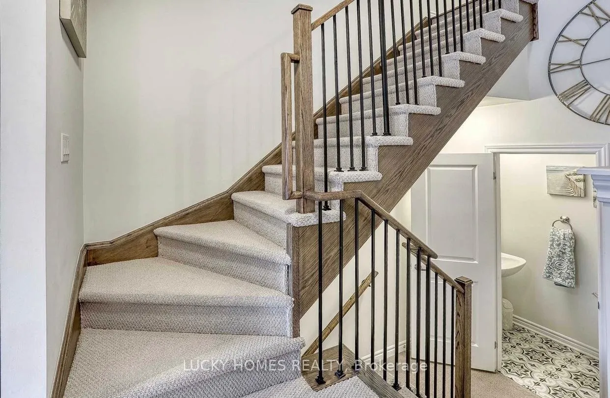 Photo 15 of 85 Sutcliffe Drive, Whitby, Rolling Acres — HOMEH