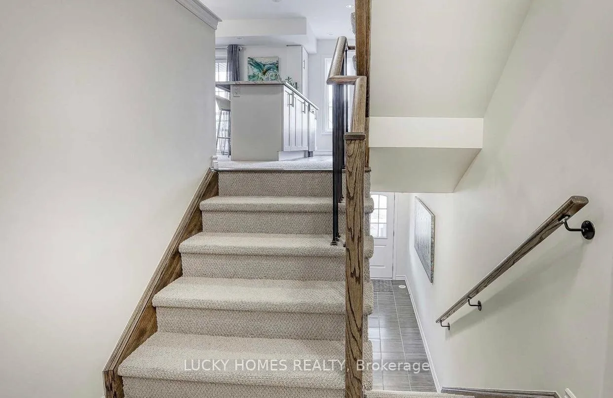 Photo 16 of 85 Sutcliffe Drive, Whitby, Rolling Acres — HOMEH