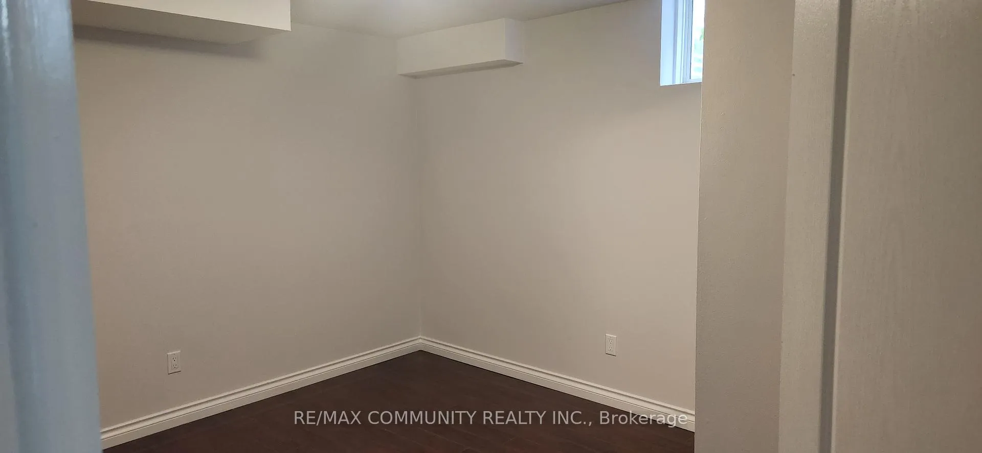 Photo 8 of Unit #Basement, 24 Sandham Crescent, Markham, Middlefield — HOMEH