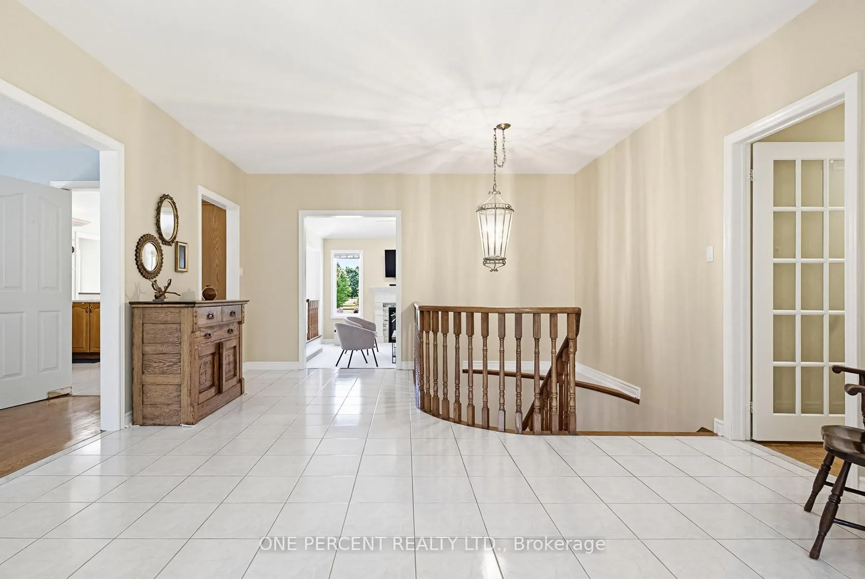 Photo 6 of 10 Cranston Drive, Caledon, Caledon East — HOMEH