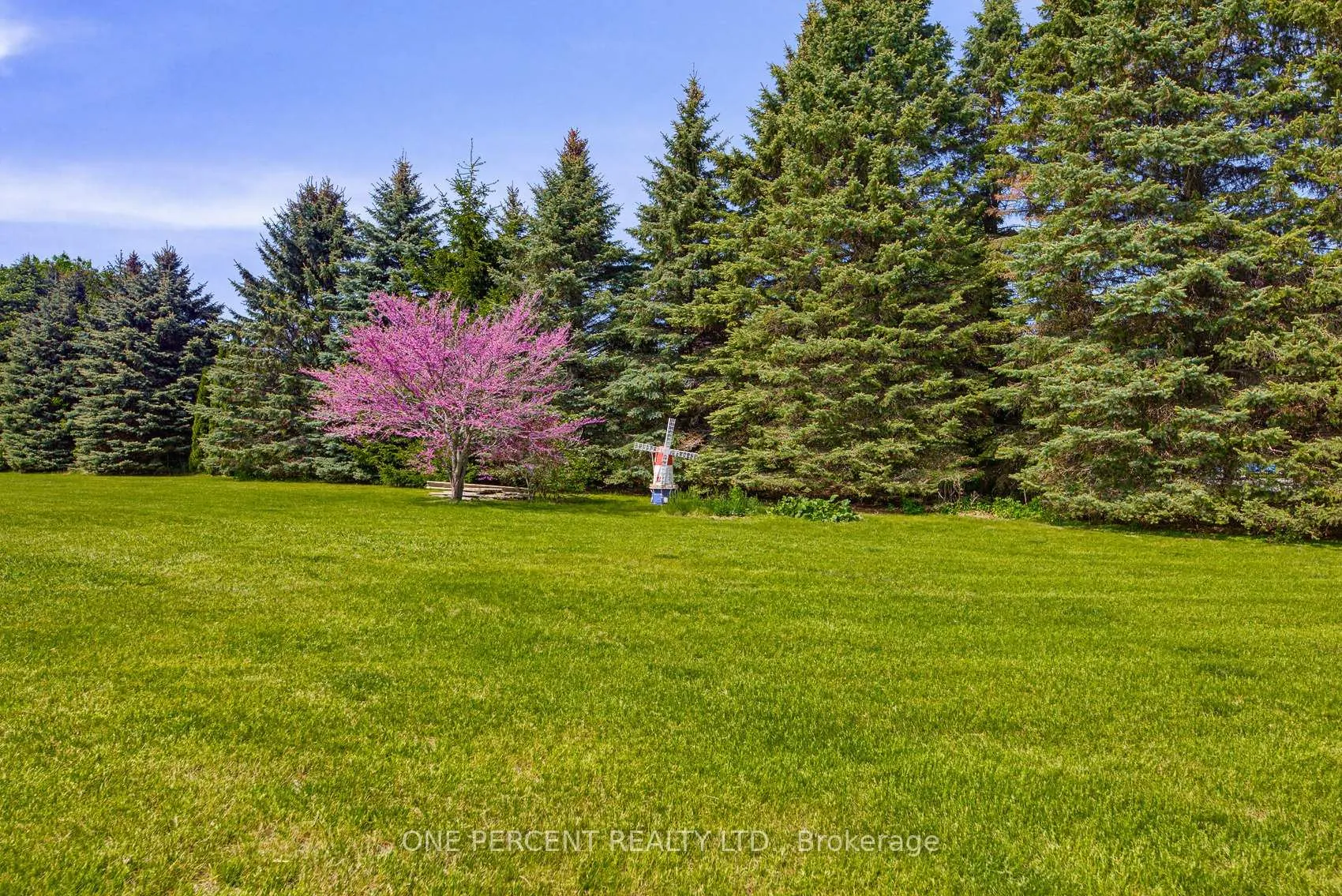 Photo 41 of 10 Cranston Drive, Caledon, Caledon East — HOMEH